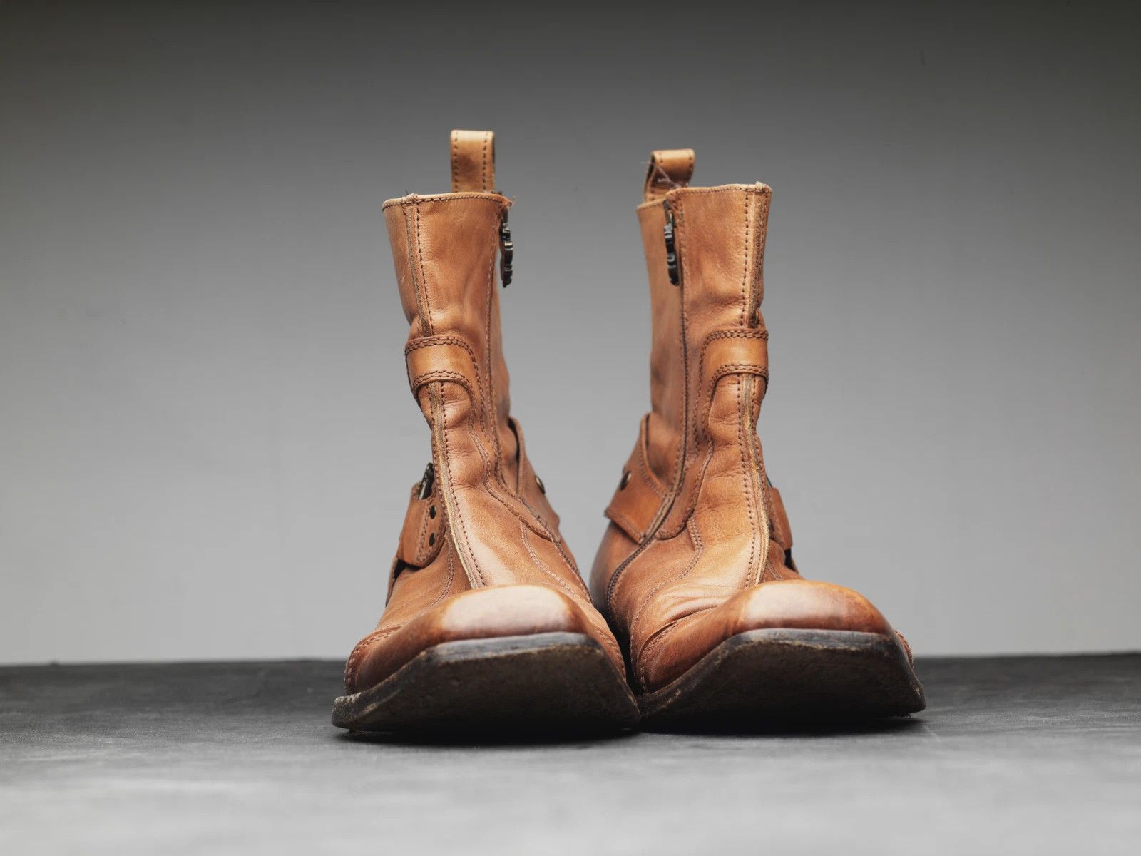 Mark Nason Mark Nason BITTEREND Rock Boots Distressed Caramel Tan (AI) Size US 8.5 / EU 41-42 - 3 Thumbnail