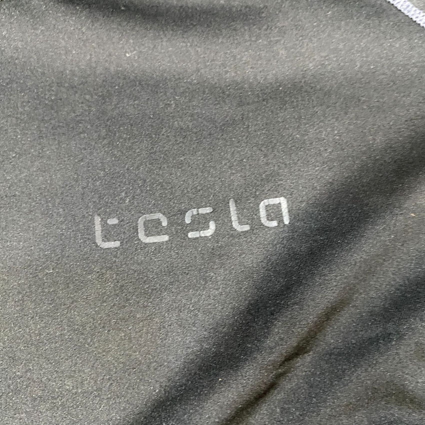 Vintage Tesla T-Shirt 2XL Black Performance Polyester Blend Crew Neck Pullover Men's Activewear Gym Cross Training Size US XXL / EU 58 / 5 - 2 Thumbnail