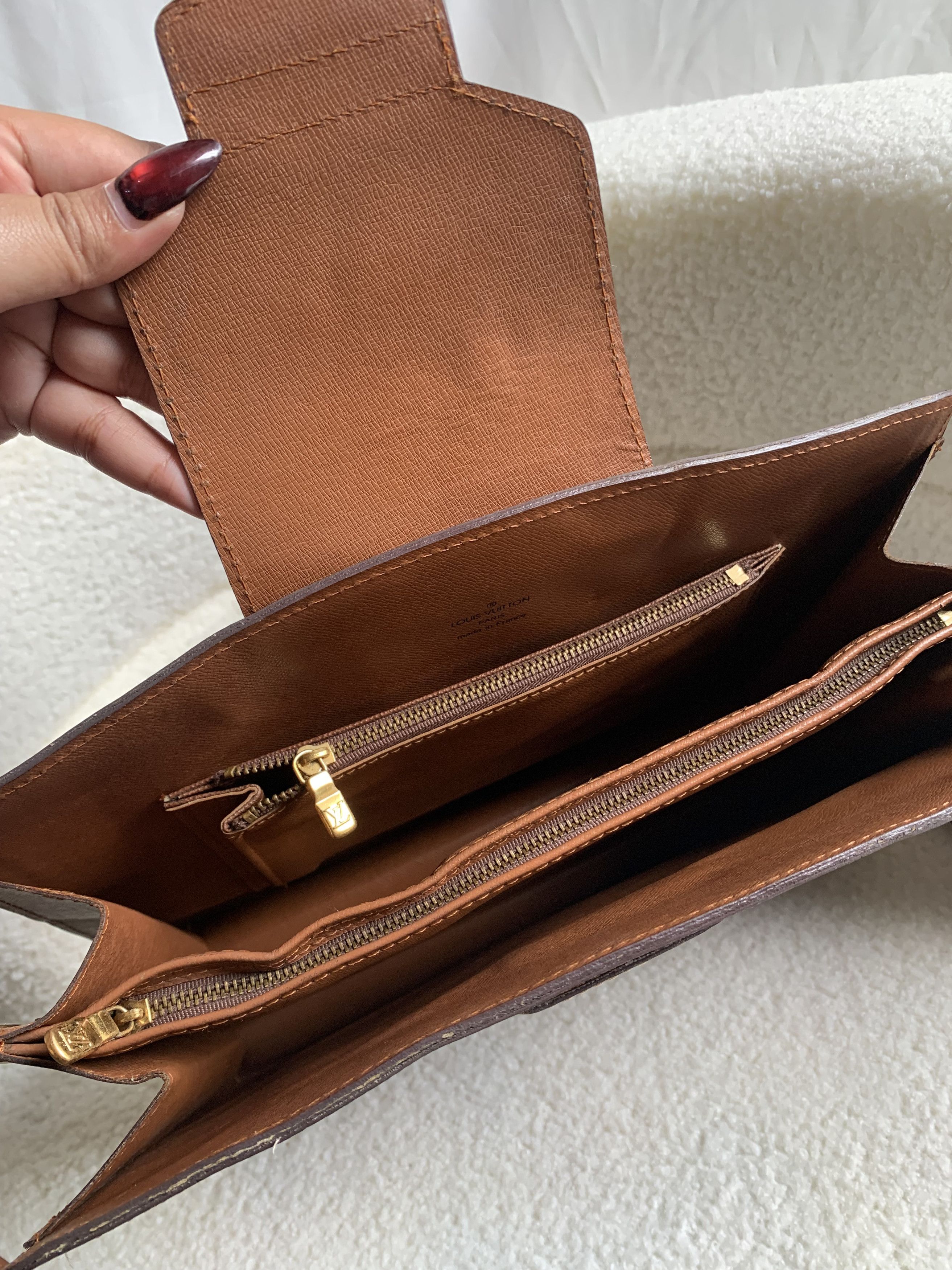 Louis Vuitton Louis Vuitton Courcelles Monogram Shoulder Messenger Bag Size ONE SIZE - 14 Thumbnail