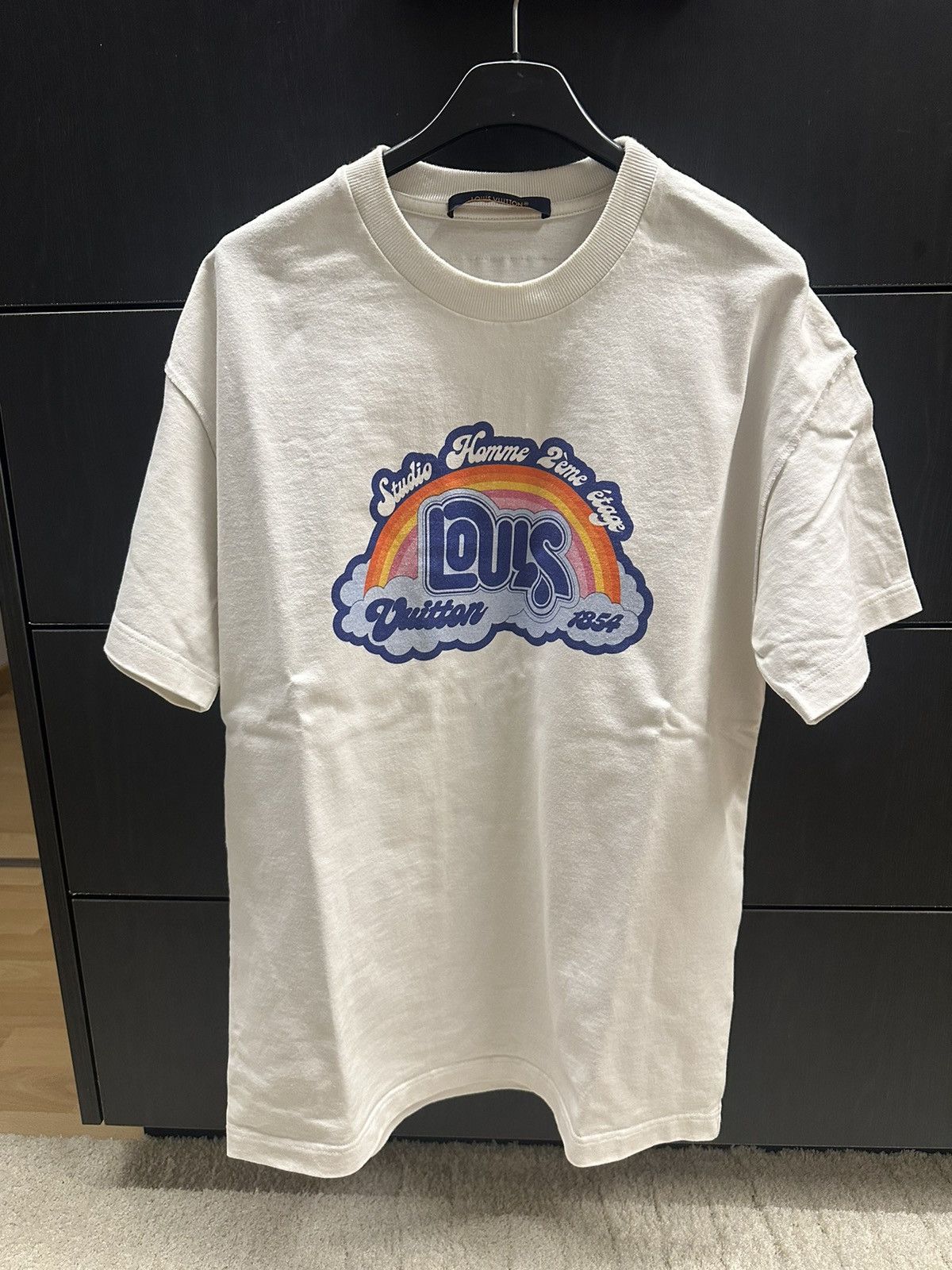 Designer × Louis Vuitton × Rainbow LV SS 23 Rainbow T-Shirt / Size S Size US S / EU 44-46 / 1 - 3 Thumbnail