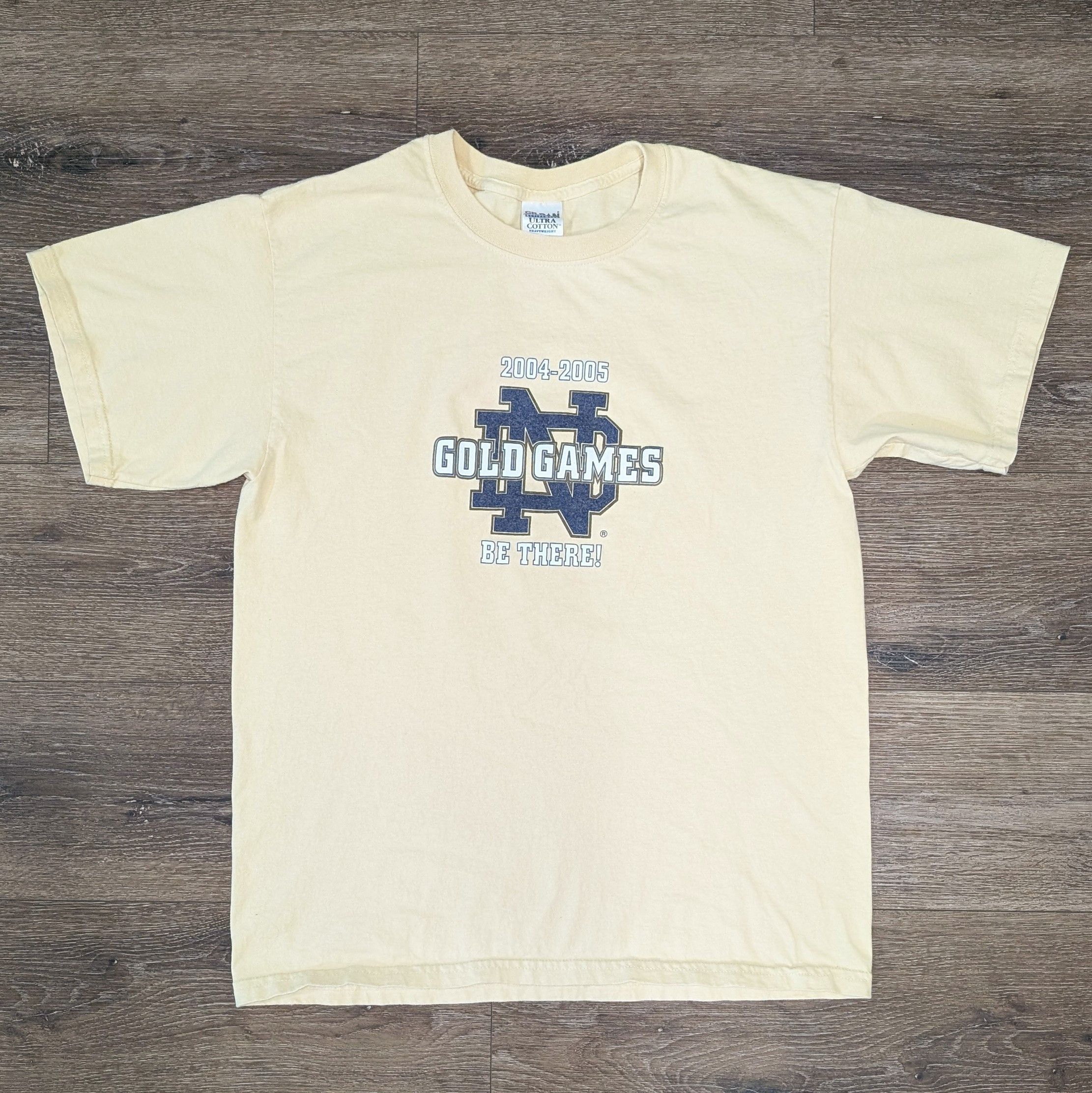 Gildan × Vintage Vintage Notre Dame Gold Games 04-05 t-shirt - SIZE L Size US L / EU 52-54 / 3 - 1 Thumbnail