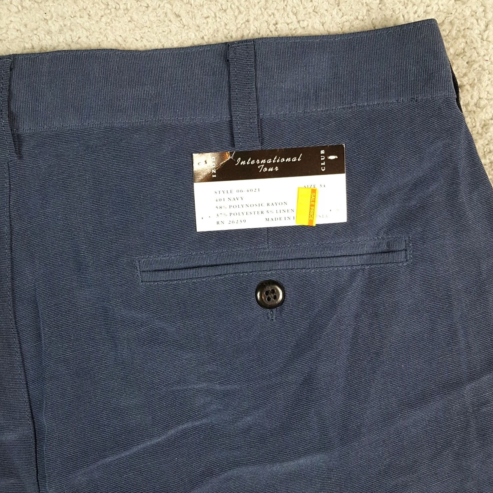 Izod VINTAGE IZOD Shorts Mens 34 Preppy Pleated Front Breathable Lightweight Chino Casual Beach Retro 90s 00s Summer Size US 34 / EU 50 - 7 Thumbnail