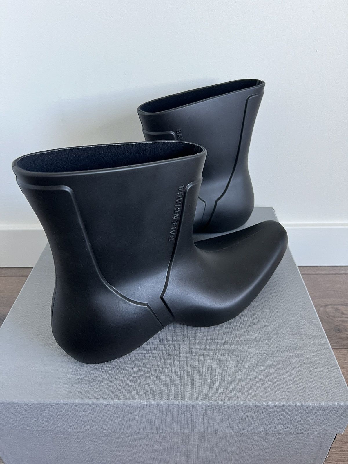 Balenciaga Balenciaga Excavator Bootie 44 Size US 11 / EU 44 - 13 Thumbnail