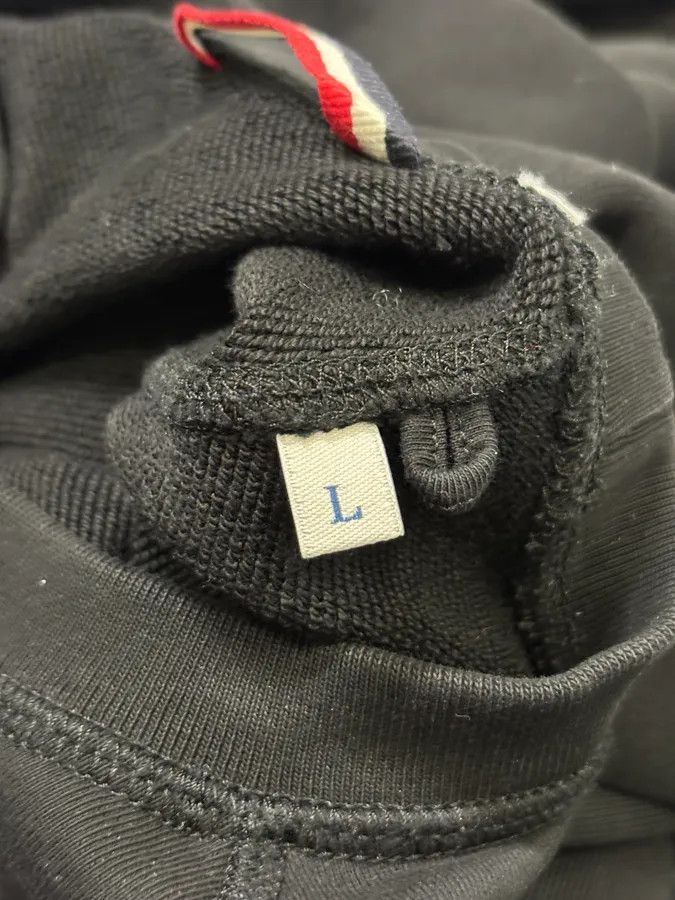 Moncler Moncler Black Logo Crewneck Sweater Size US M / EU 48-50 / 2 - 9 Thumbnail