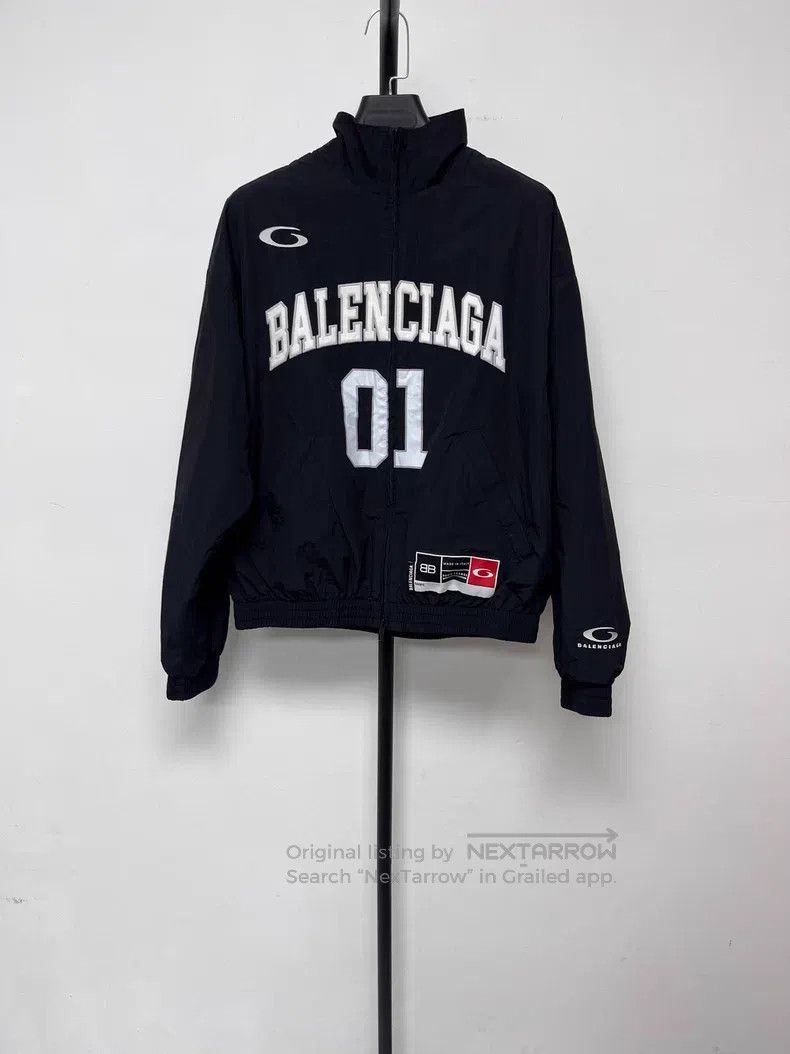 Balenciaga Balenciaga Letter Printed Zip-Up Long Sleeve Jacket Size US XS / EU 42 / 0 - 1 Thumbnail