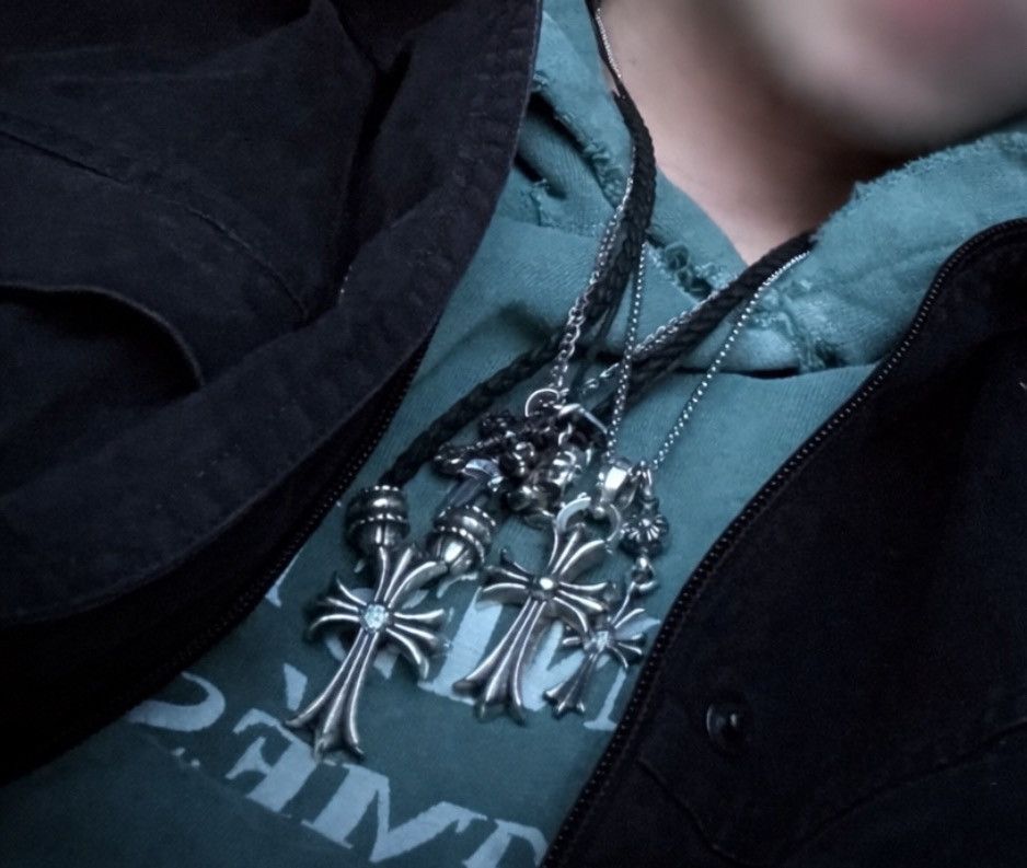Chrome Hearts chrome hearts small cross with diamond Size ONE SIZE - 8 Thumbnail