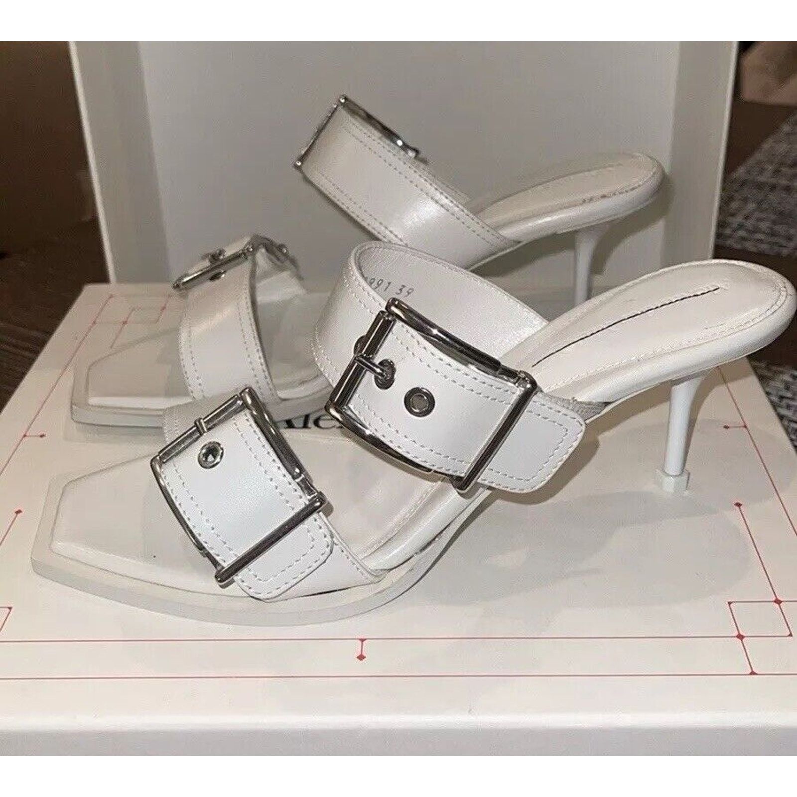Alexander McQueen NEW MCQUEEN SHOES! Size US 9 / IT 39 - 3 Thumbnail