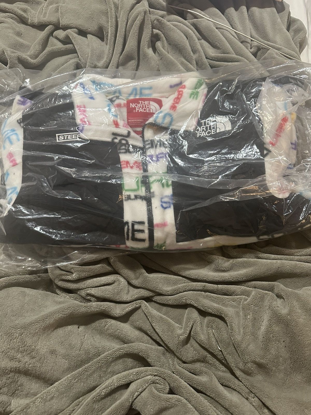 Supreme × The North Face SUPREME x North Face Steep Tech Fleece White Size XL FW21 Size US XL / EU 56 / 4 - 3 Thumbnail