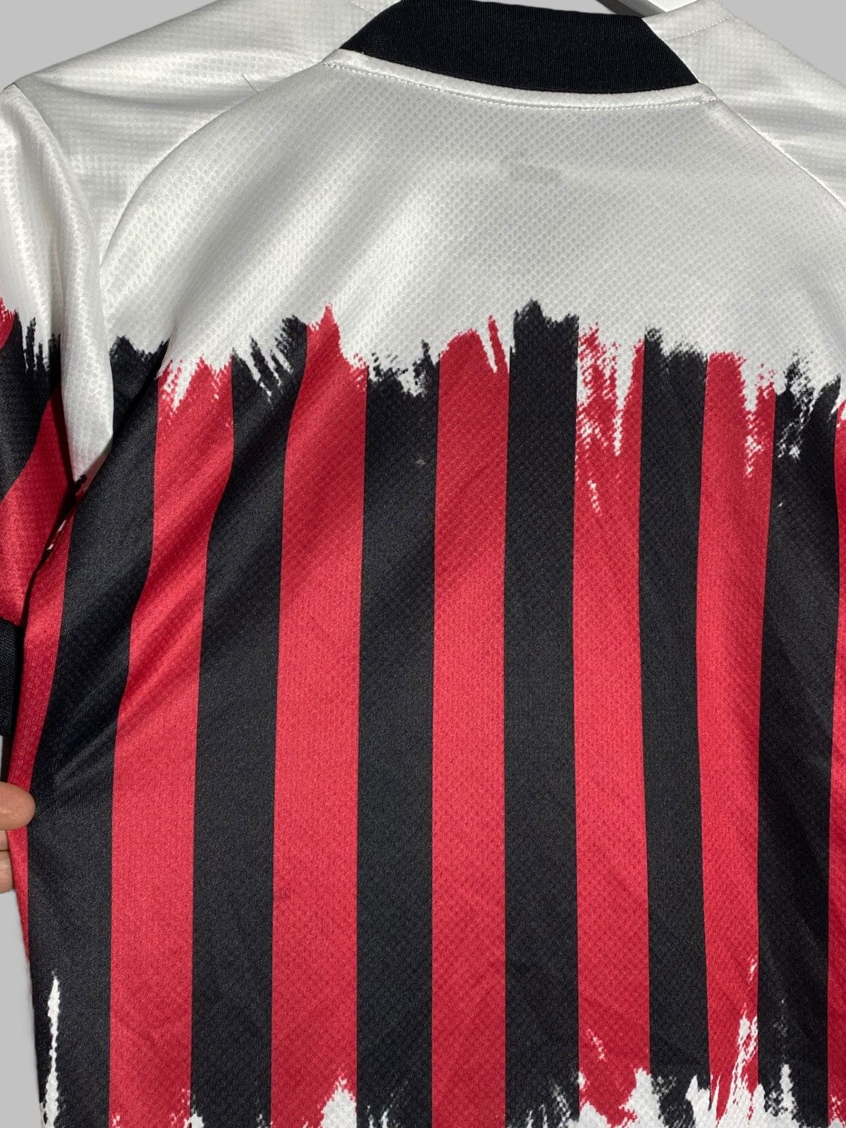 Puma 🔥 AC MILAN X NEMEN PUMA JERSEY ULTRA RARE DRIPPING HEAT Size US XS / EU 42 / 0 - 9 Thumbnail