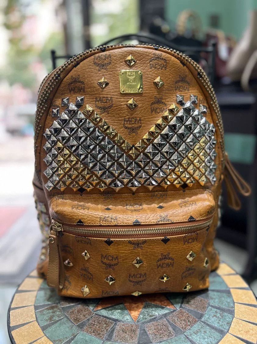 MCM MCM Caramel Rivet Large Backpack Size ONE SIZE - 1 Thumbnail