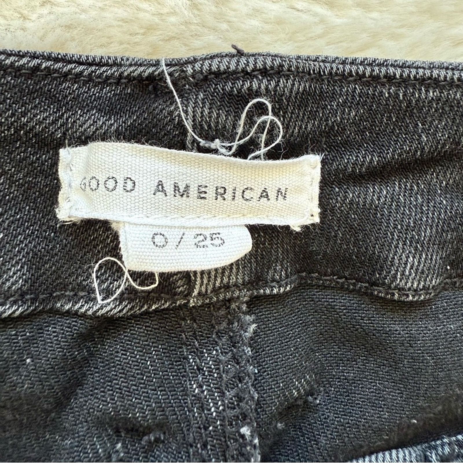 Good American Good American women skinny jeans size 25 US Size 25" / US 0 / IT 36 - 3 Thumbnail