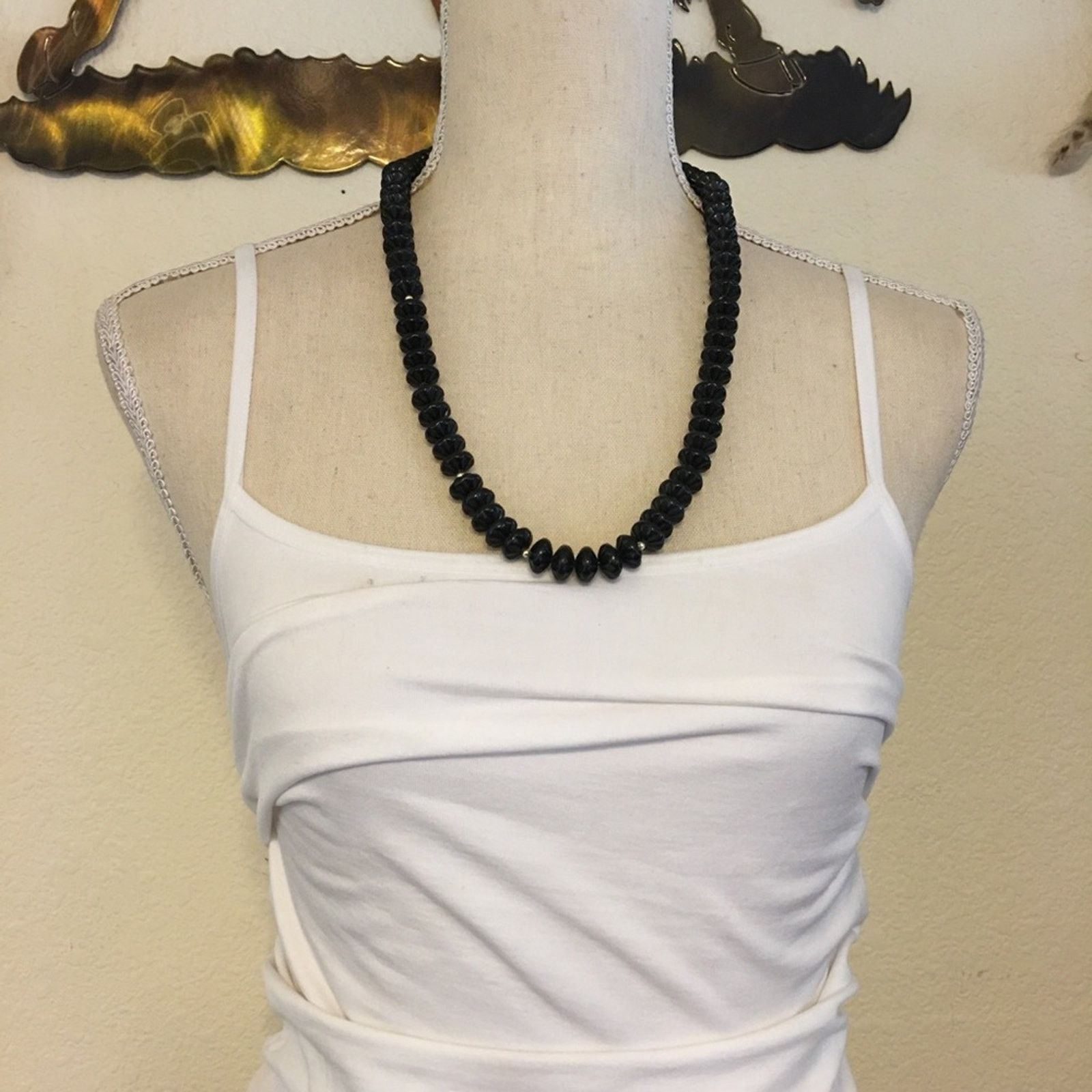 Vintage Vintage black textured disc bead necklace Size ONE SIZE - 3 Thumbnail