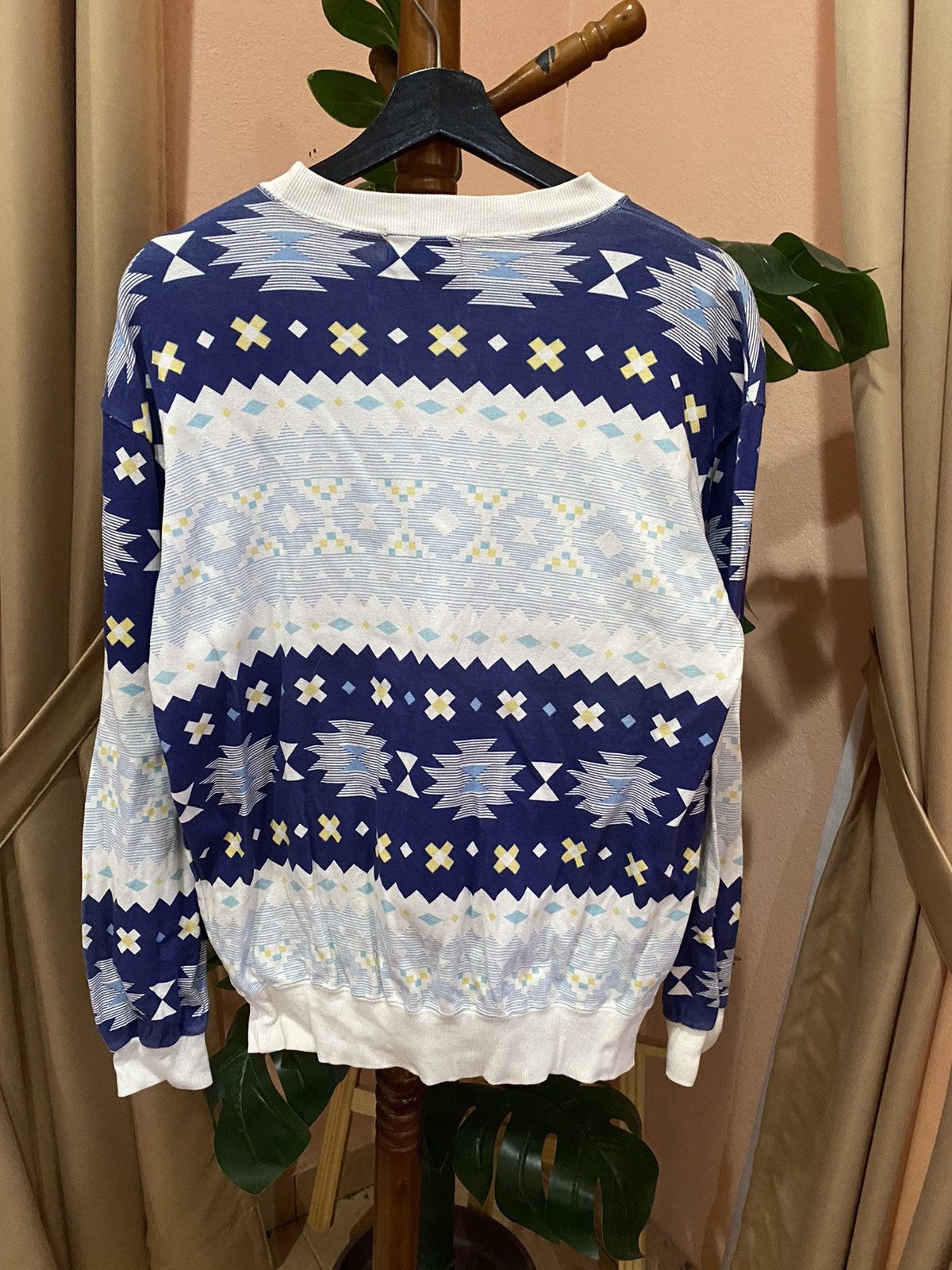 Vintage VINTAGE PASTEL FIELD NAVAJO SWEATSHIRT Size US L / EU 52-54 / 3 - 7 Thumbnail