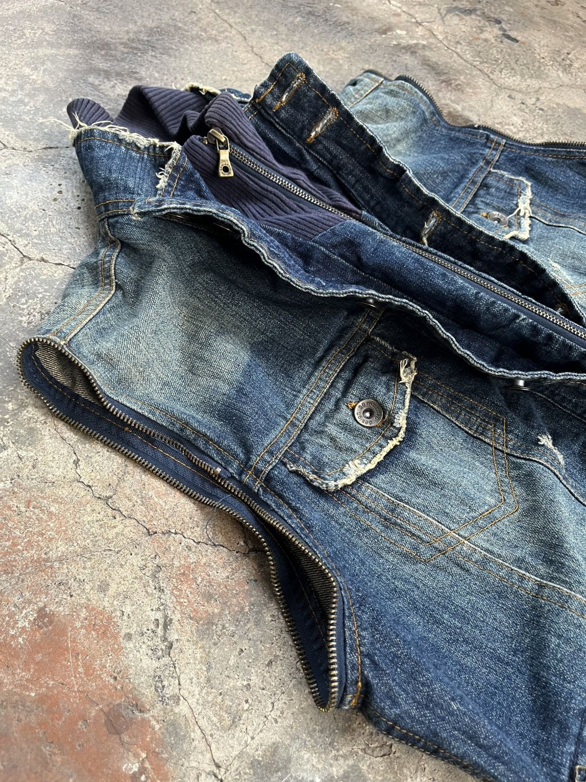 14th Addiction JAPANESE SEMANTIC DESIGN VEST DENIM DOUBLE LAYER ZIPP VKEI Size US L / EU 52-54 / 3 - 7 Thumbnail