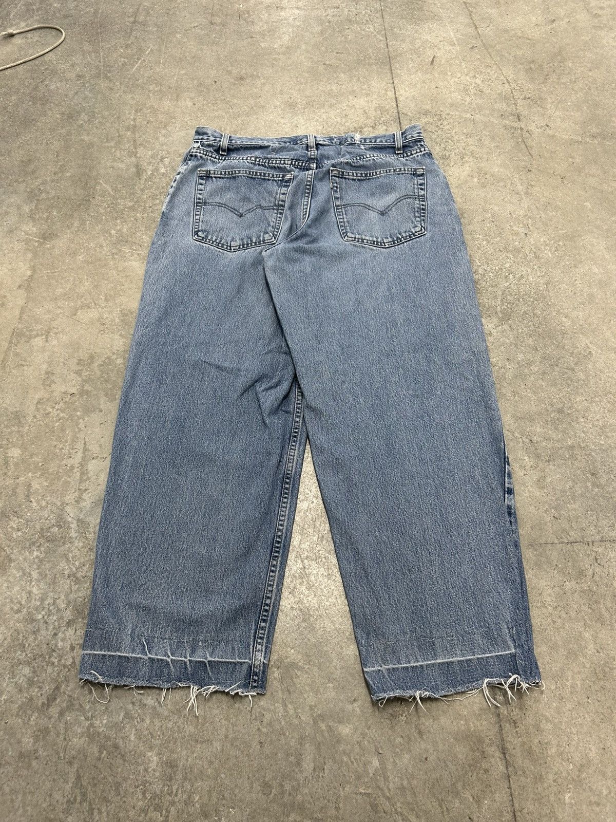 Levi's Vintage silver tab Levi jeans Size US 36 / EU 52 - 2 Thumbnail