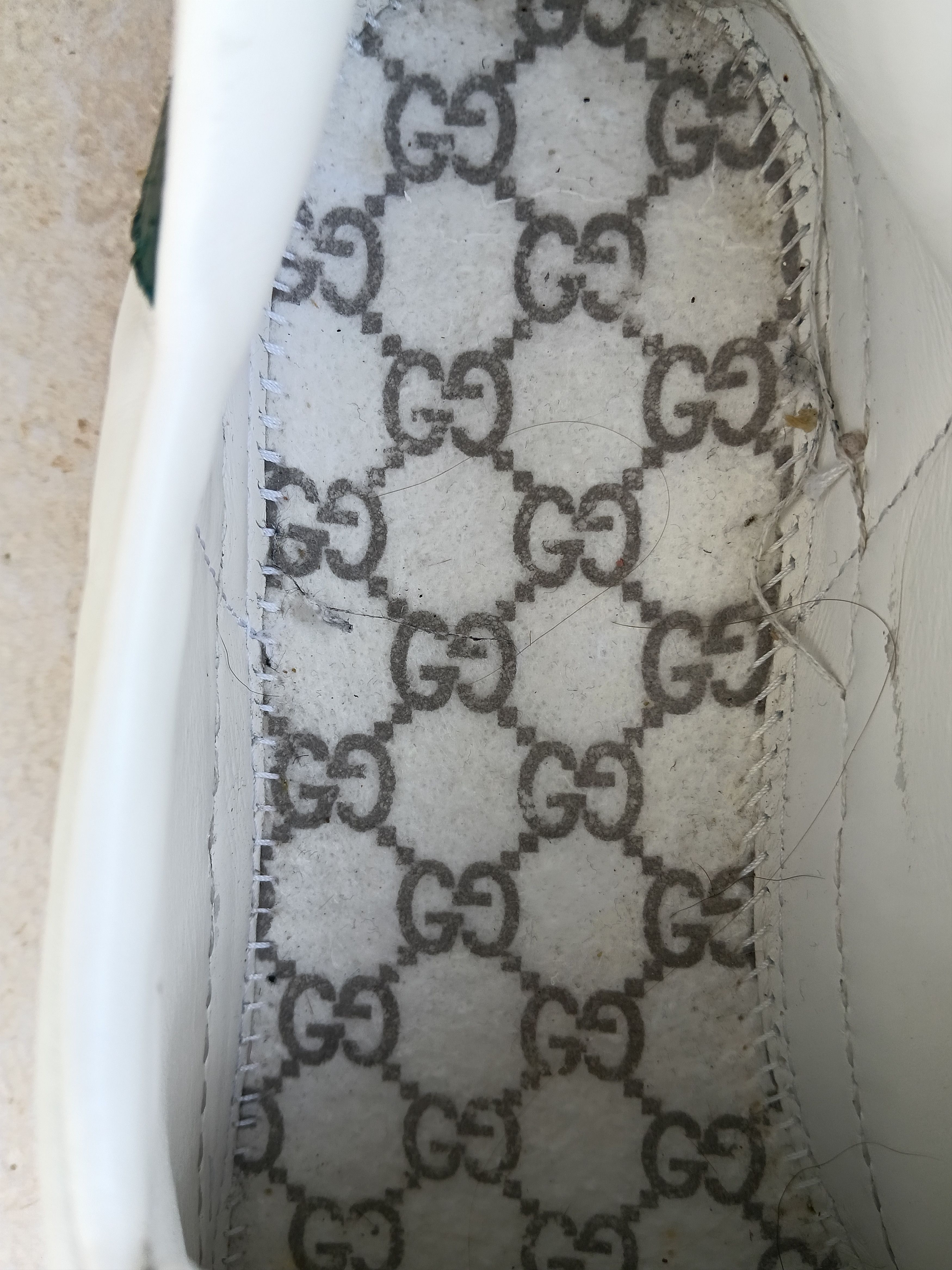 Gucci Gucci ace embroidered Tiger low top sneakers Size US 10 / EU 43 - 12 Thumbnail