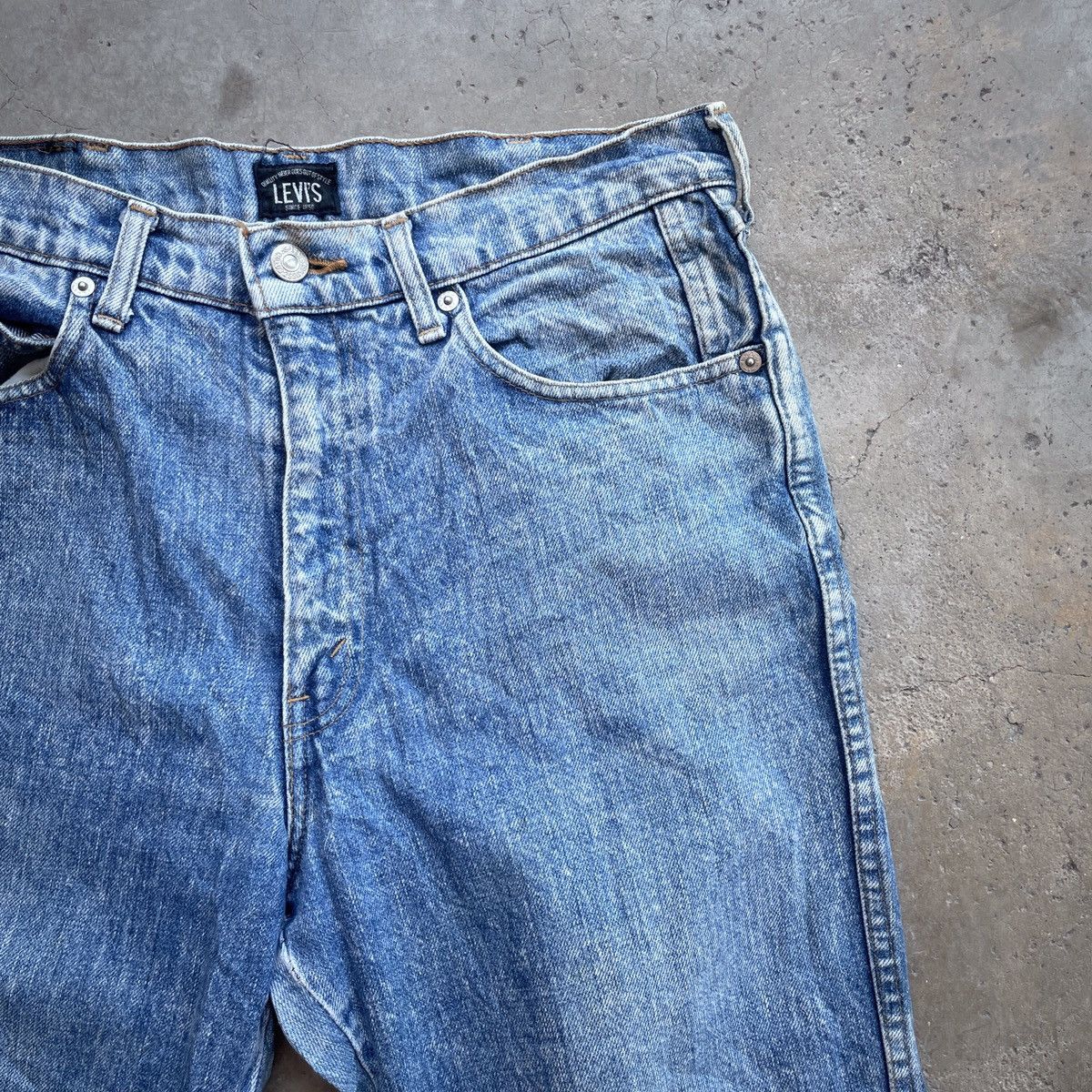 Levi's Vintage Clothing Vintage Levis Denim Jeans Size US 31 - 2 Thumbnail