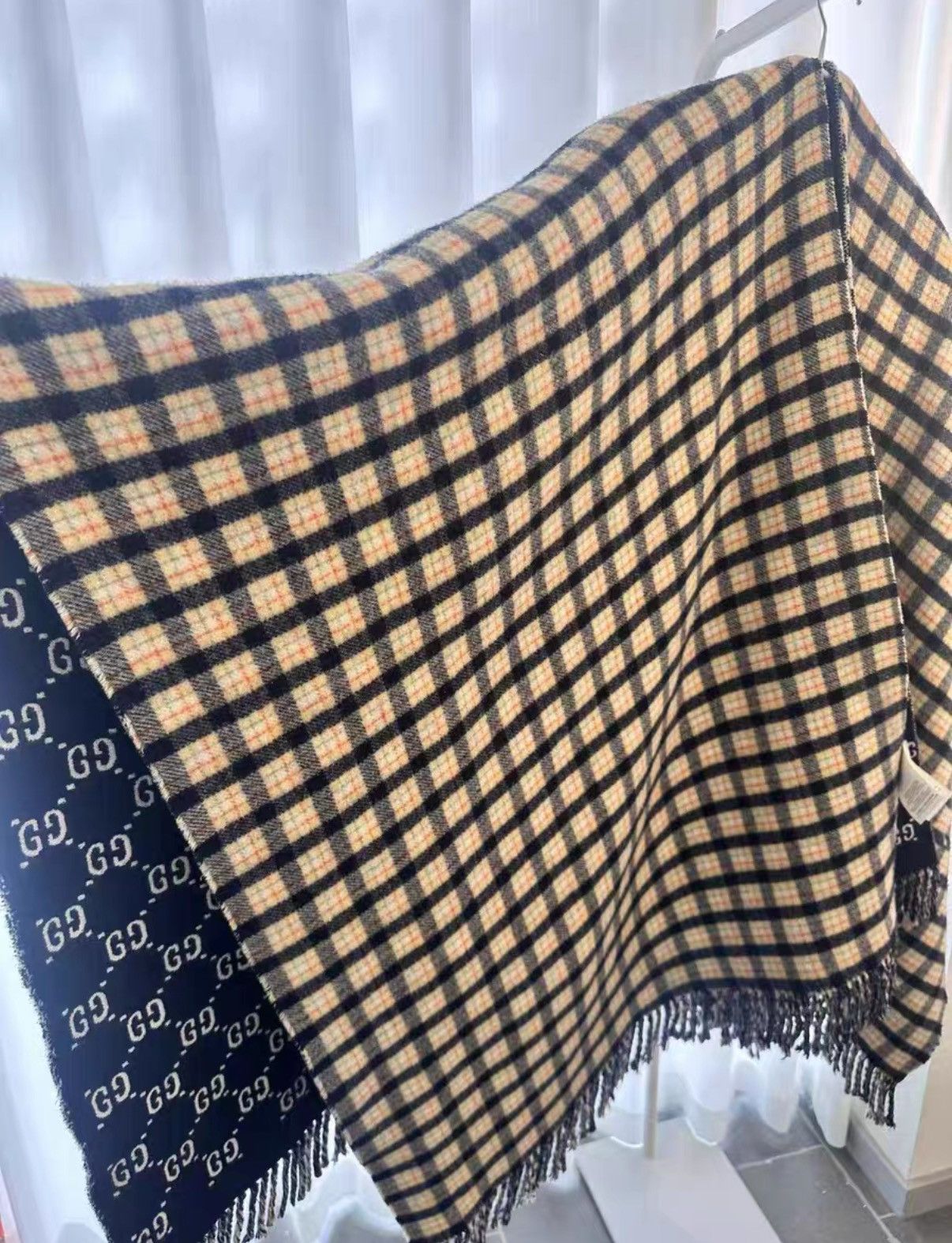 Gucci Gucci wool all-over check reversible shawl J38 Size ONE SIZE - 5 Thumbnail