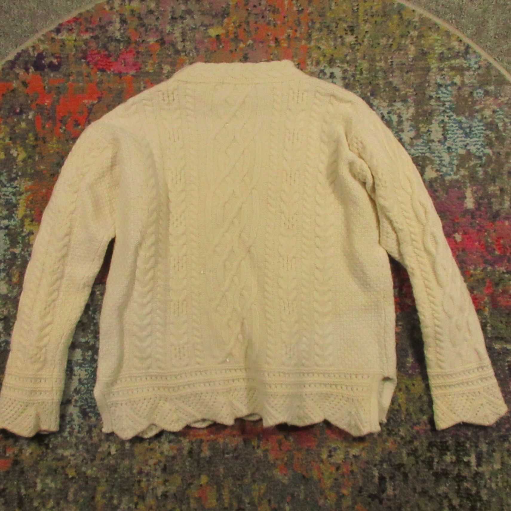 Off-White The Irish Store Sweater Women Large Off-White Cable Knit Scallop Hem Merino Wool Crew Neck Long Sleeve Pullover Hand Wash Only Size L / US 10 / IT 46 - 2 Thumbnail
