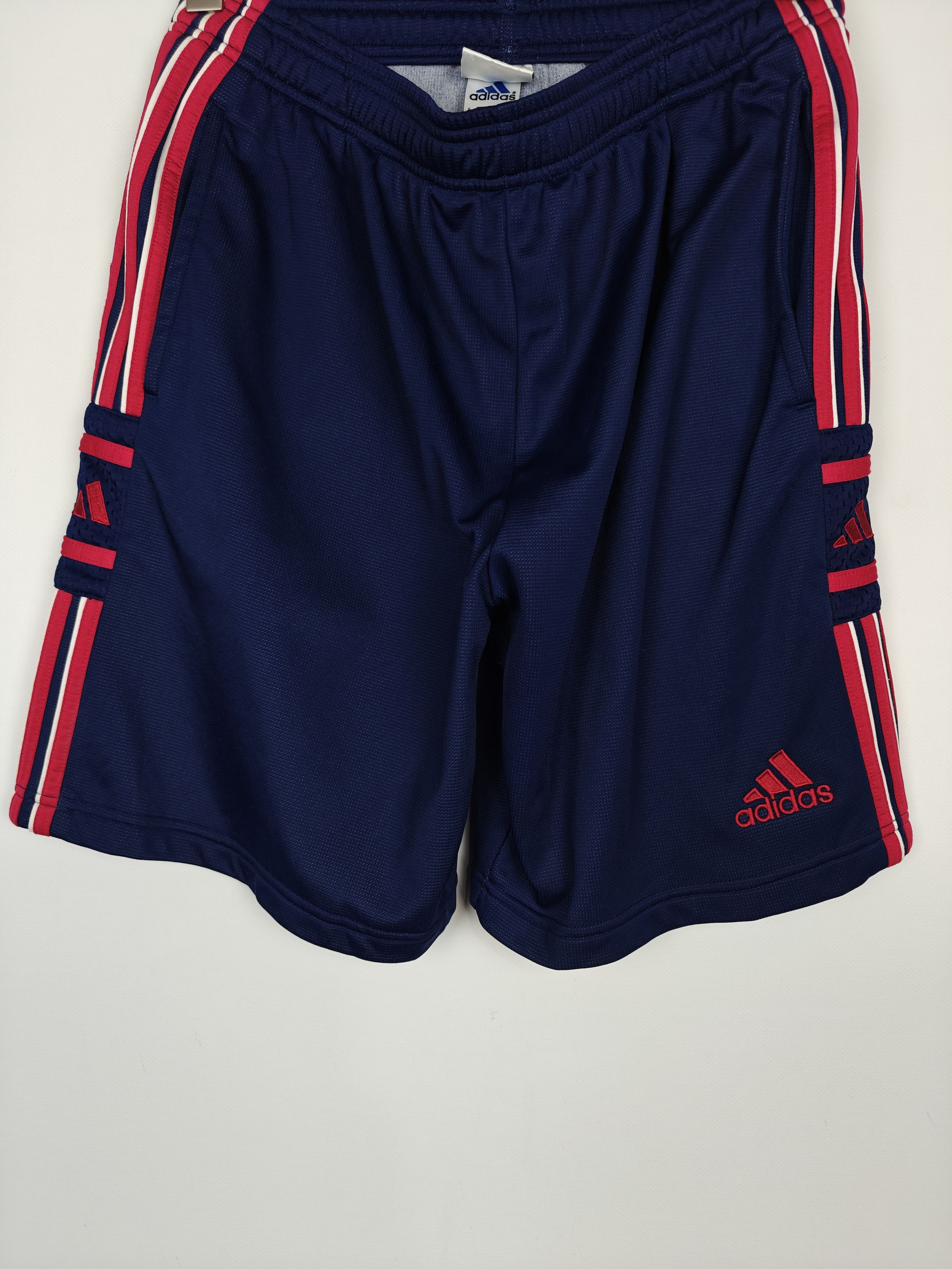 Adidas Adidas Vintage Shorts Logo size M Blue Size US 30 / EU 46 - 3 Thumbnail