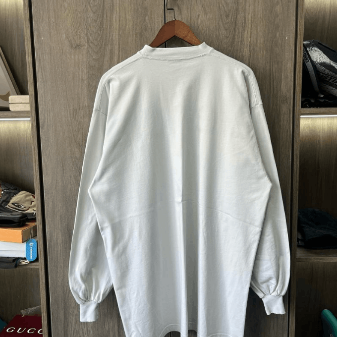 Balenciaga Balenciaga Oversized Long-Sleeve T-Shirt 1M Size US S / EU 44-46 / 1 - 2 Thumbnail