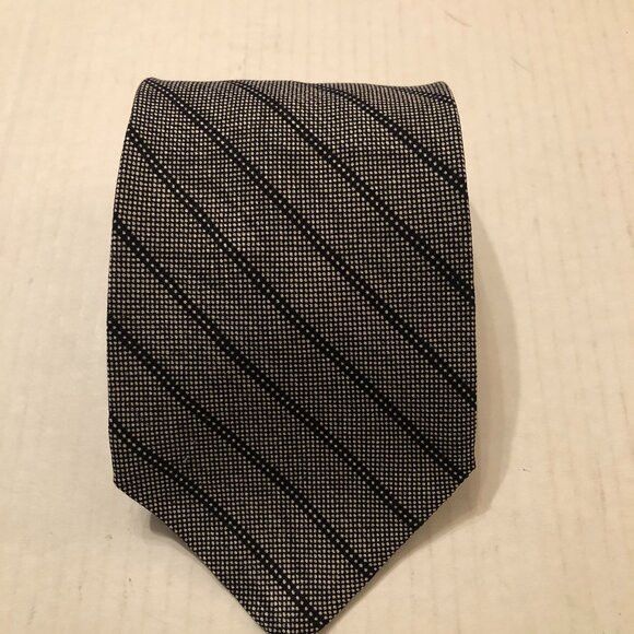 Brioni BRIONI men's new gray 100%silk tie 4" X 59 1/2" Size ONE SIZE - 1 Thumbnail