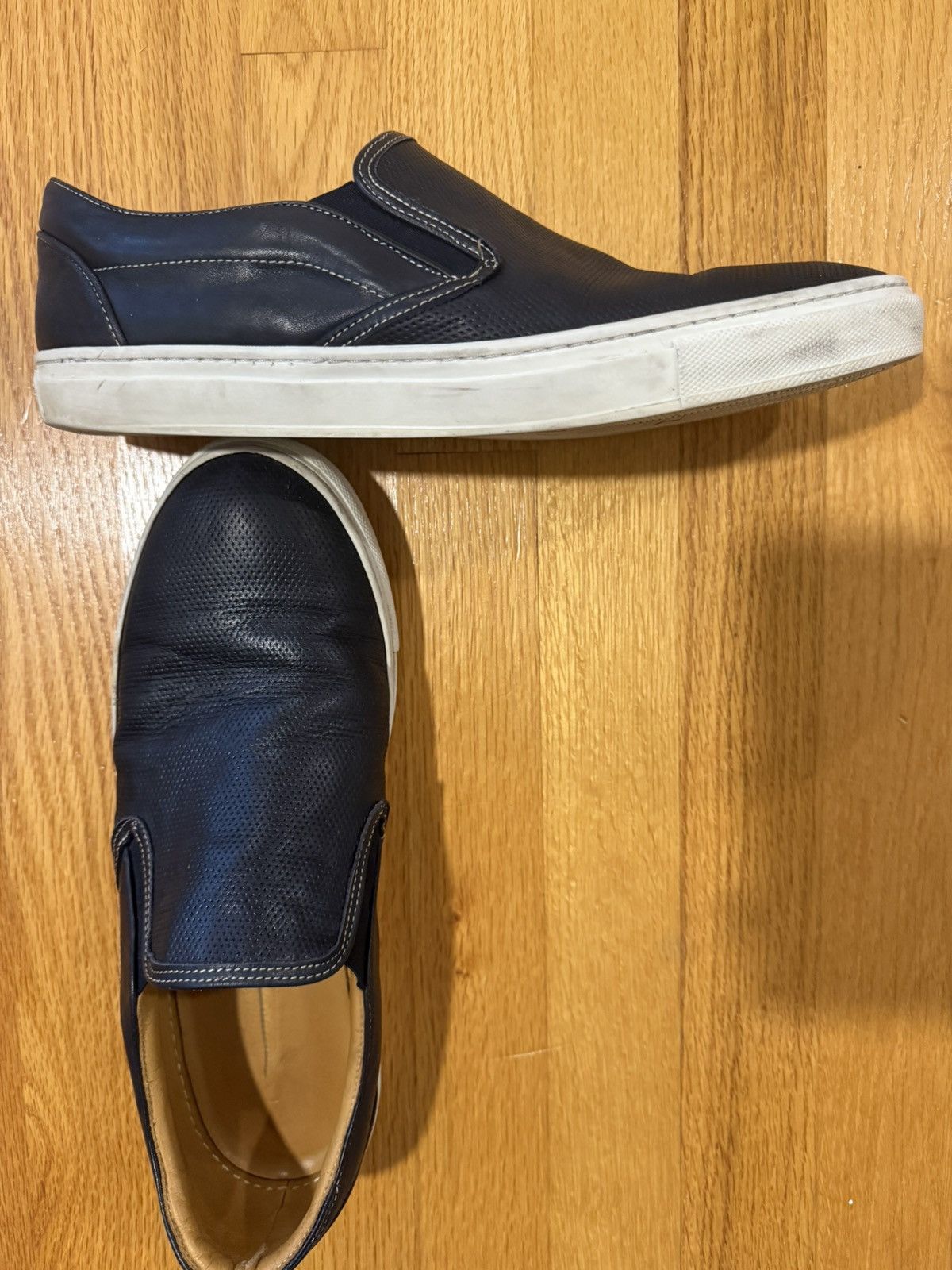 Saks Fifth Avenue Saks Fifth Avenue Men’s Slip-On Leather Shoes Size 10 Size US 10 / EU 43 - 5 Thumbnail