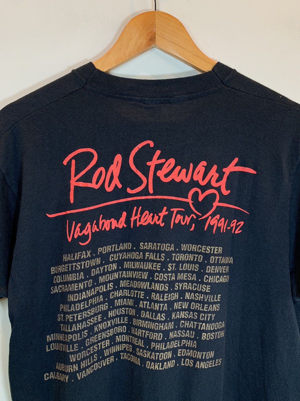 Band Tees × Vintage *RARE* Vintage 1991 Rod Stewart Vagabond Heart Tour T-Shirt Size US XL / EU 56 / 4 - 4 Thumbnail