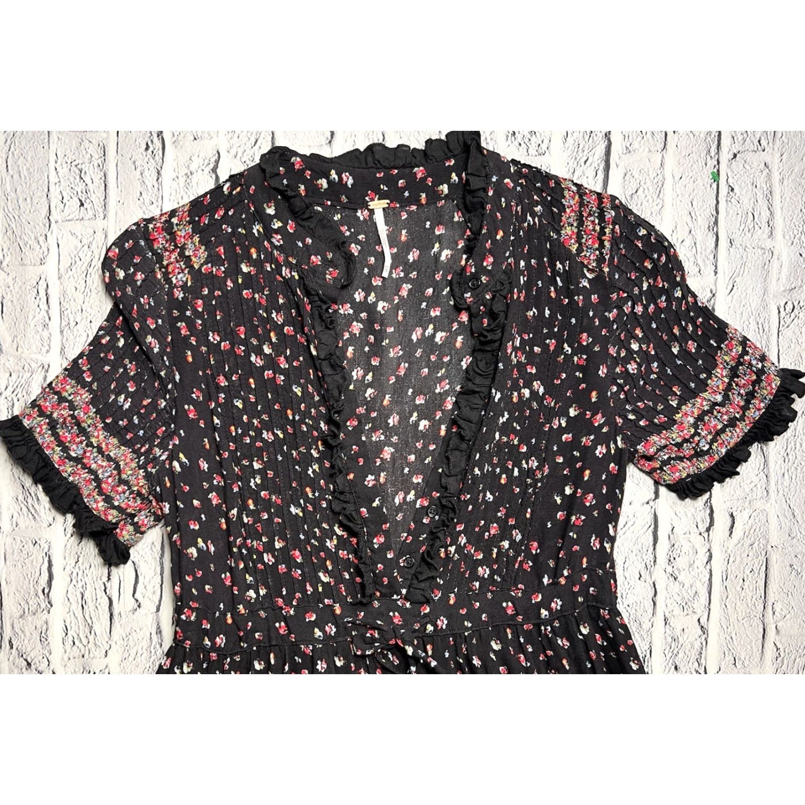Free People Free People Dress Maxi Bohemian Print Floral Black XS Short Sleeve Button Layered Vintage No Size XS / US 0-2 / IT 36-38 - 3 Thumbnail