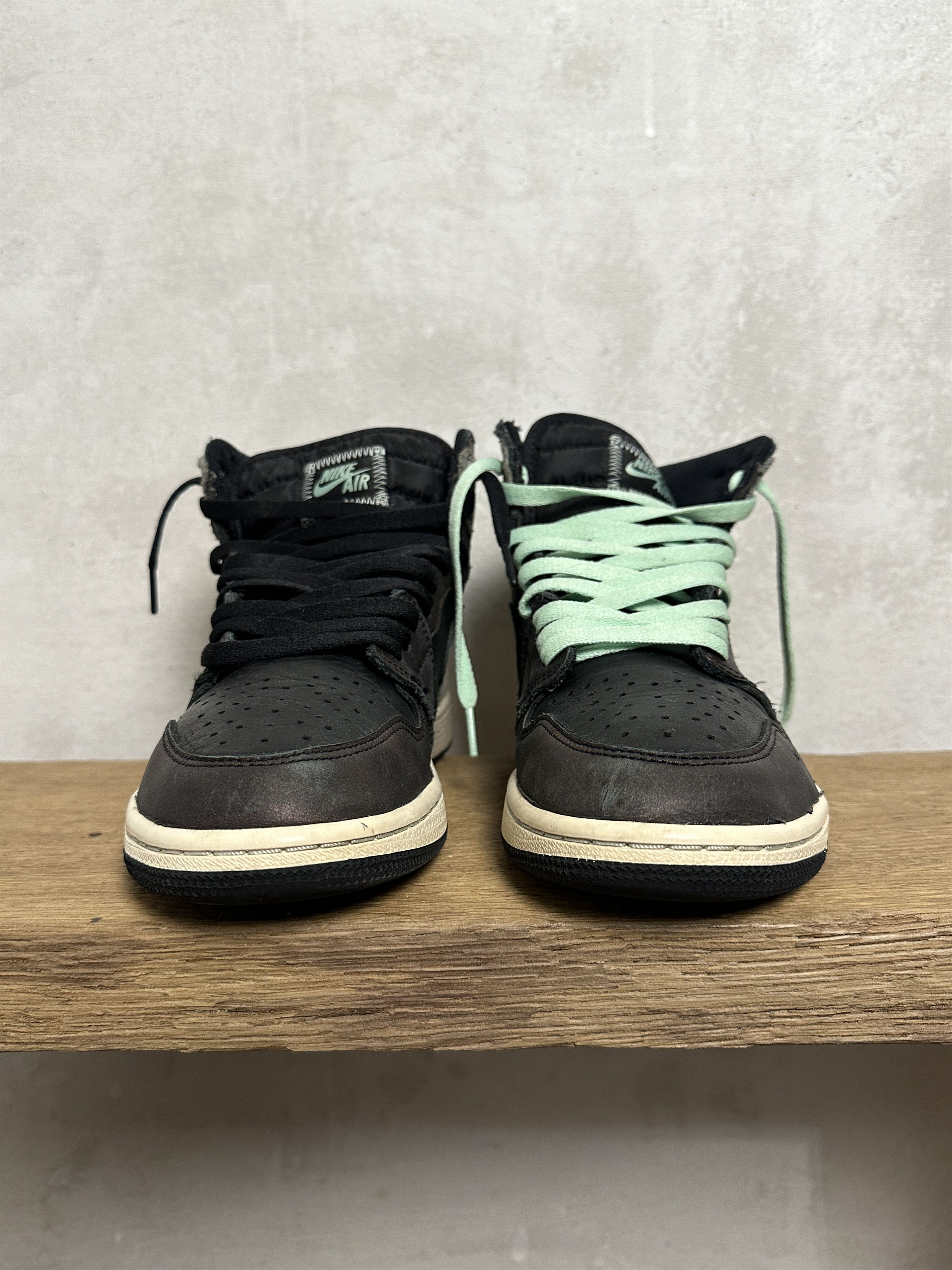 Jordan Brand Nike Air Jordan 1 Retro Patina Size US 10 / EU 43 - 5 Thumbnail