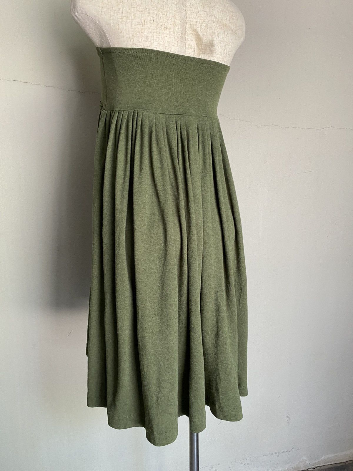 Norma Kamali NORMA KAMALI Olive Green Gathered Skirt. Size M / US 6-8 / IT 42-44 - 16 Thumbnail