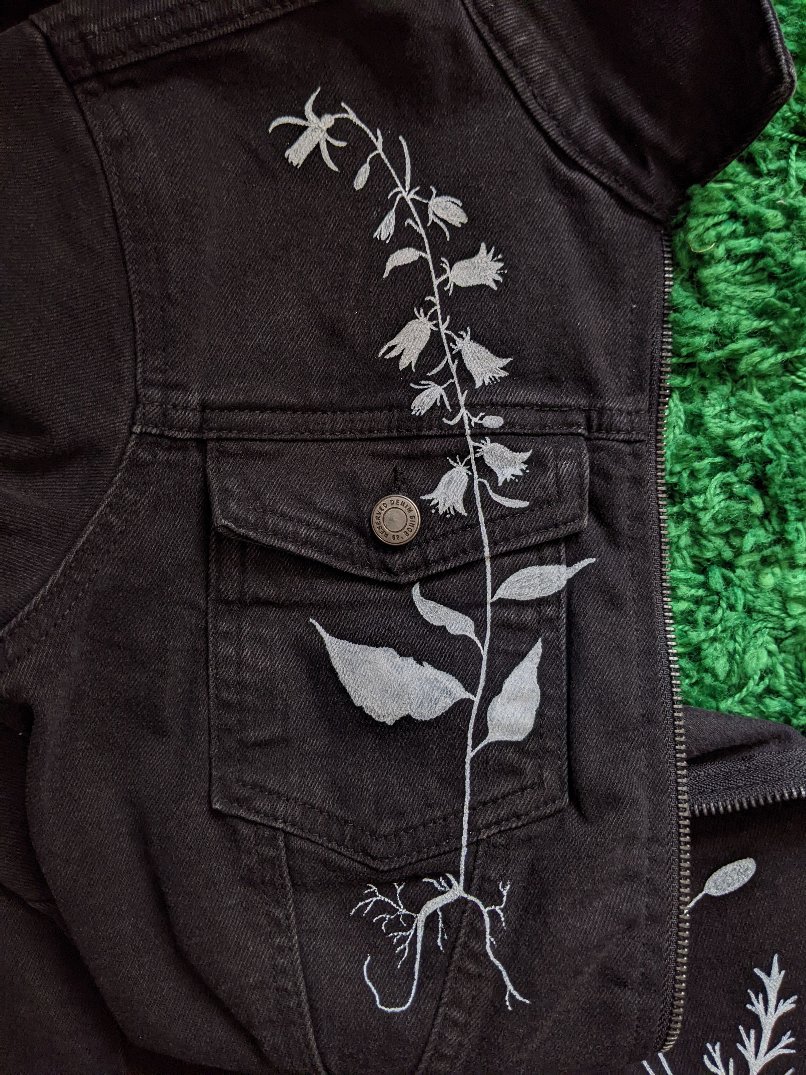 Handmade 1of1 Hand-painted denim dress with white flowers Size S / US 4 / IT 40 - 9 Thumbnail