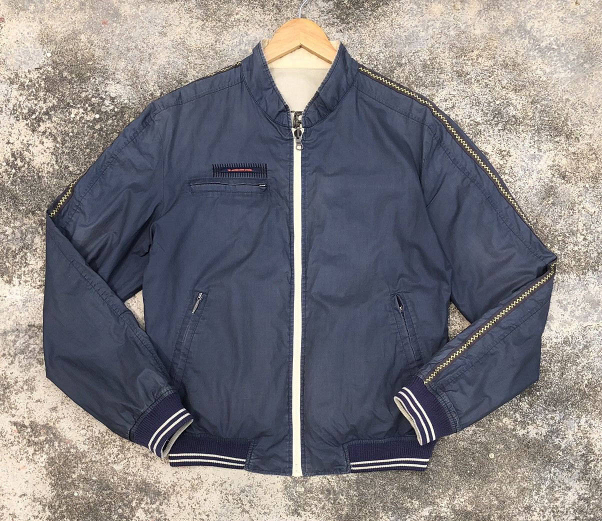 Diesel Vintage Diesel Sun Faded Reversible Bomber Jacket Size US M / EU 48-50 / 2 - 11 Thumbnail