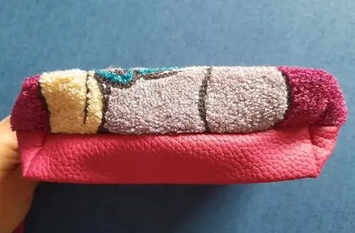 Other Cartoon Embroidery Clutch Bag Size ONE SIZE - 4 Thumbnail