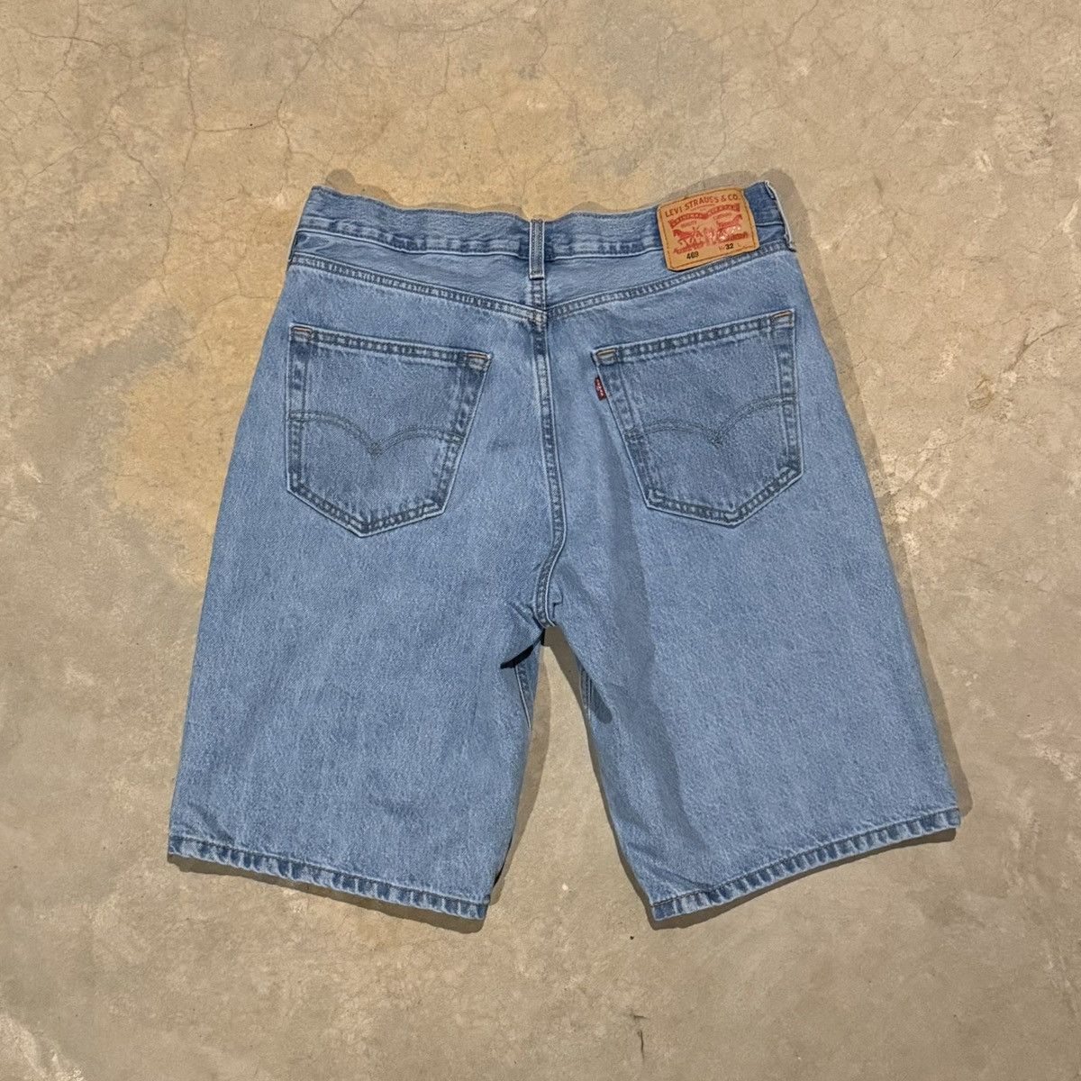 Vintage Levi’s 469 Baggy Denim Shorts Y2K Skater Jorts