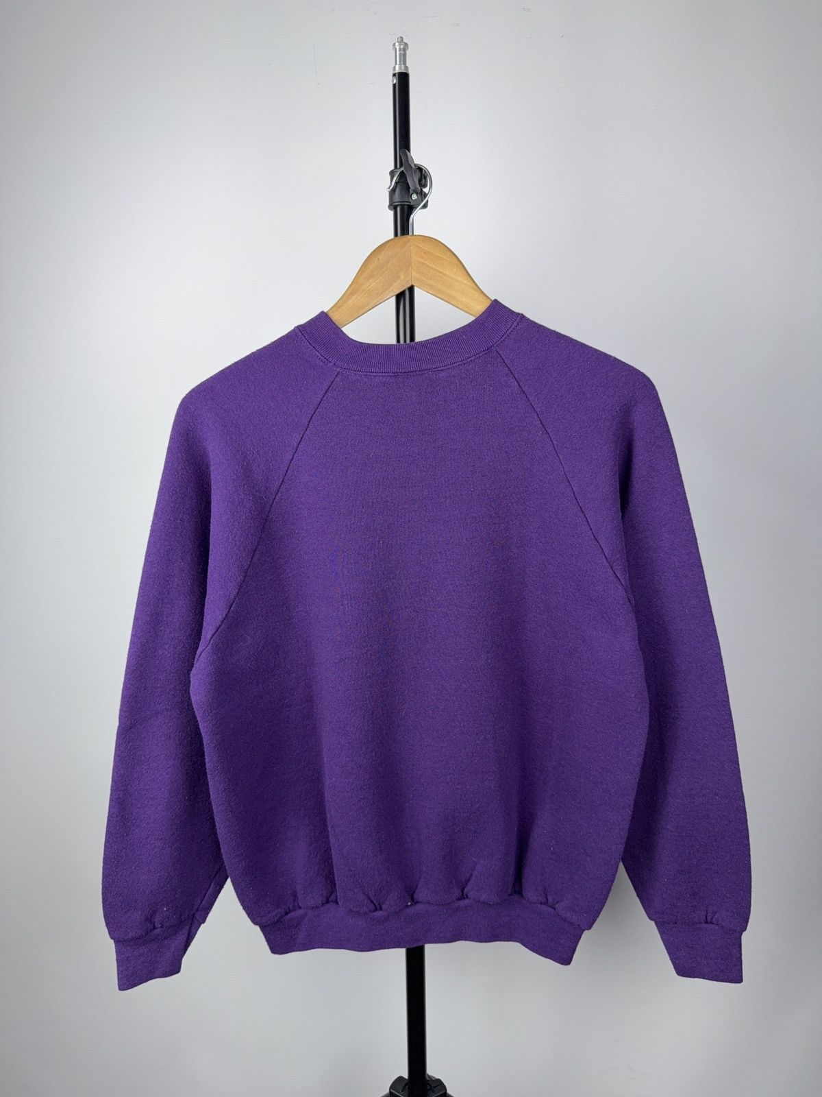 Vintage Vintage DODDS Teachers Sweatshirt Purple Globe Graphic Size US S / EU 44-46 / 1 - 5 Thumbnail