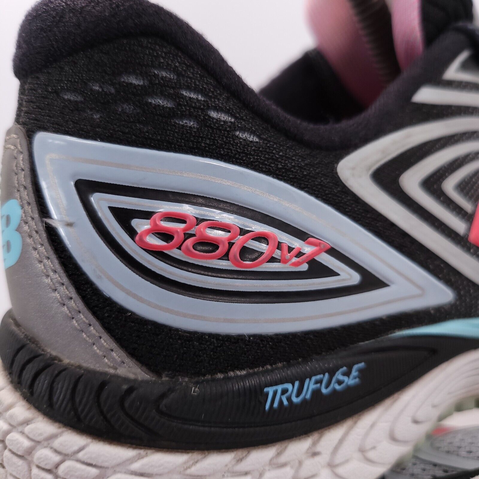 New Balance New Balance 880 v7 Athletic Shoe Women Size 6.5 W880GB7 Gray Size US 6.5 / IT 36.5 - 8 Thumbnail