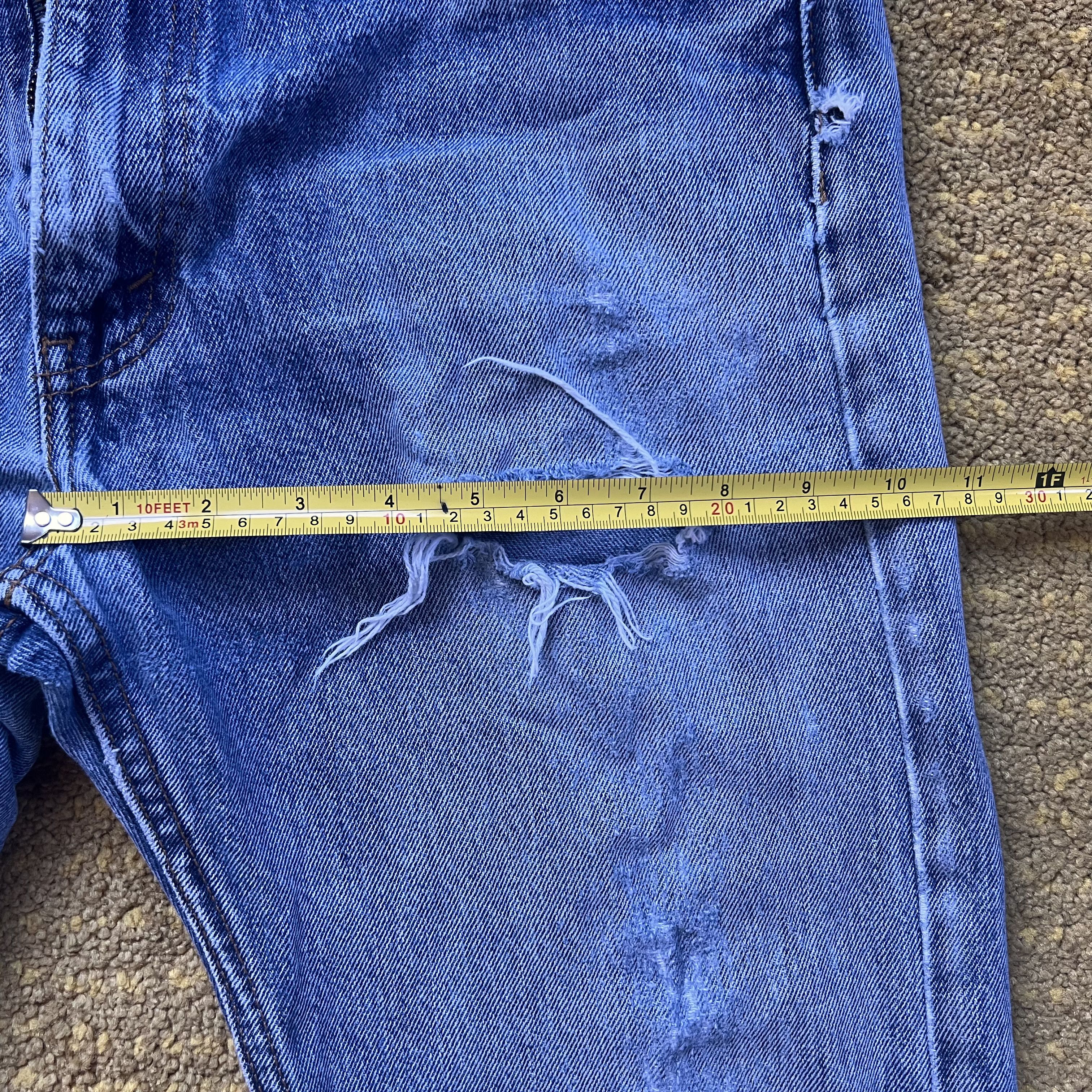 Levi's Vintage Clothing × Vintage Levi's 505 light blue ripped, distressed jeans Size US 32 / EU 48 - 6 Thumbnail