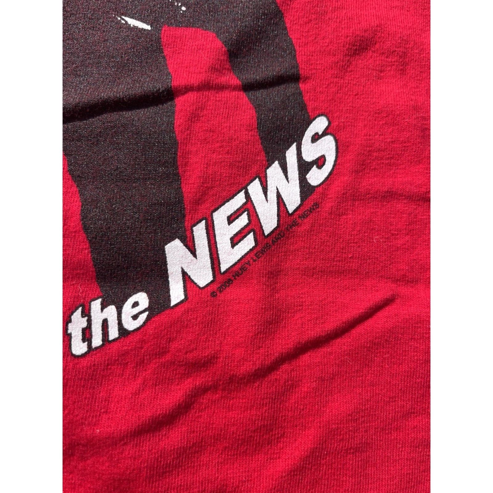 Hanes Hanes TAGLESS Men's T-Shirt Red XL Huey Lewis and the News 80s Pop Rock Back To Future Size US XL / EU 56 / 4 - 3 Thumbnail