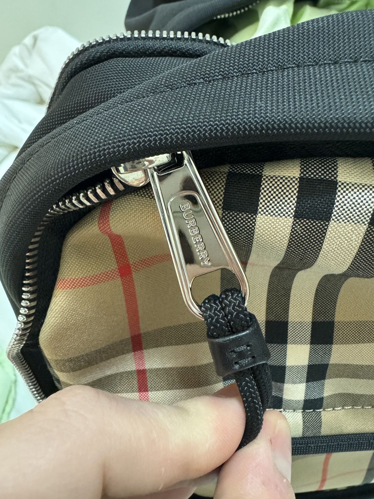 Burberry Large Utility Cooper Backpack Check Beige 8023640 Size ONE SIZE - 12 Thumbnail