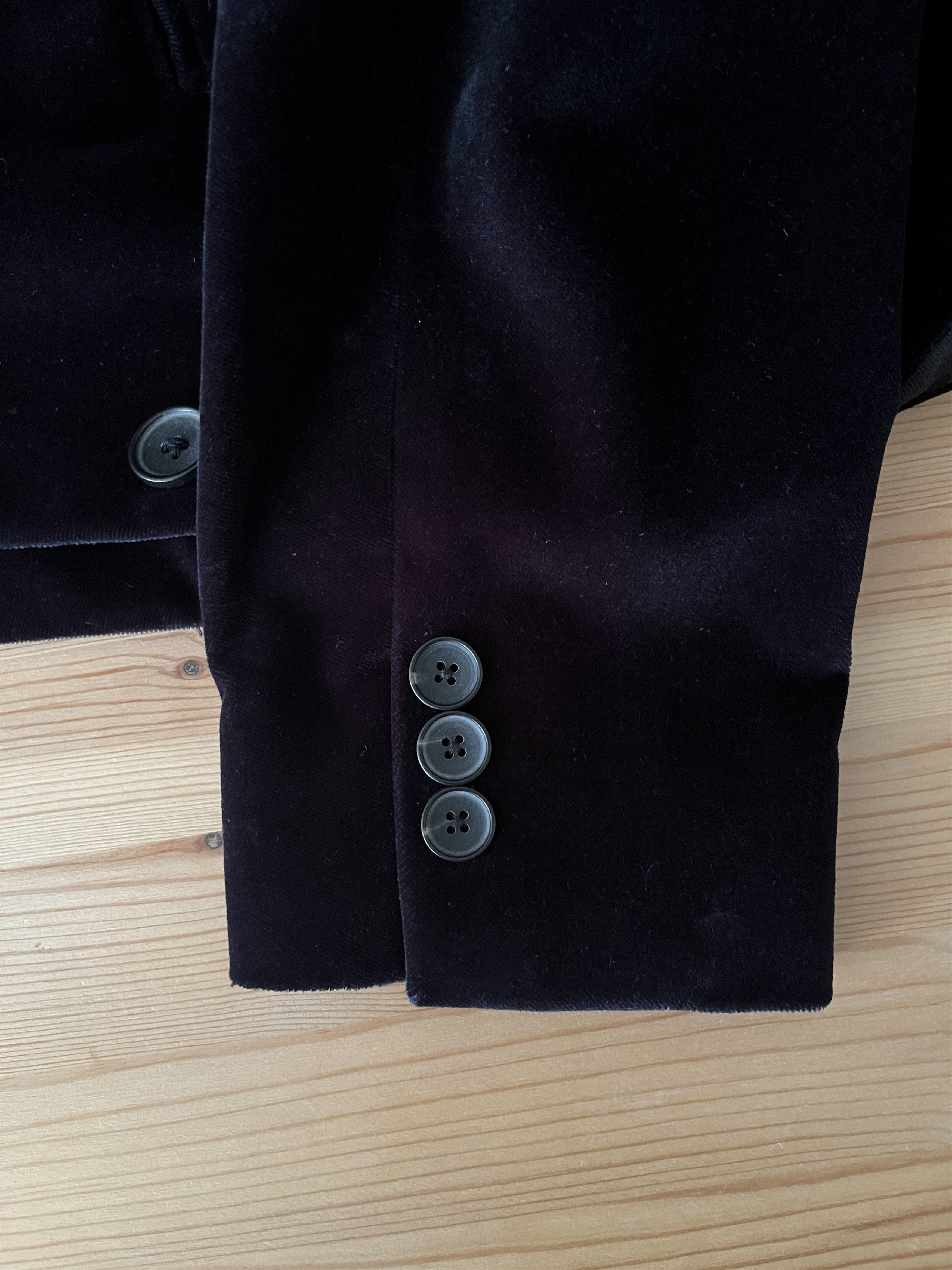 Theory Theory navy velvet blazer with black trim, 36R Size 36R - 6 Thumbnail