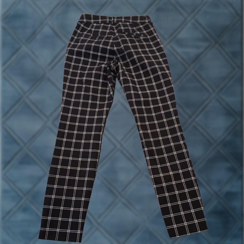 Old Navy Old Navy Pixie Pants Womens Size 0 Black Plaid Skinny Pockets Cotton Blend Ankle casual Womens Size 25" / US 0 / IT 36 - 1 Thumbnail