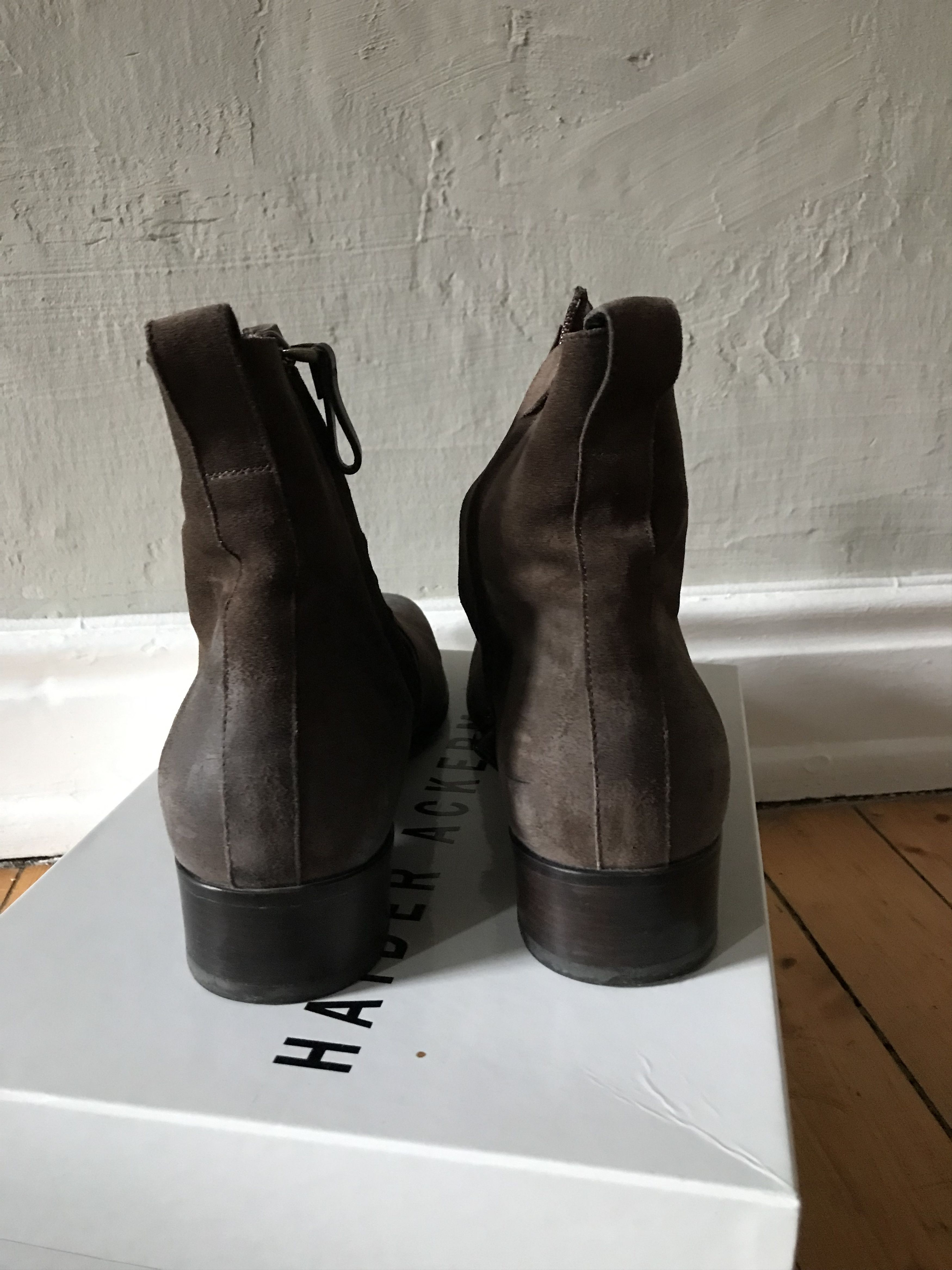 Haider Ackermann Haider Ackermann "Caroline" suede boots, 41 Size US 8 / EU 41 - 8 Thumbnail