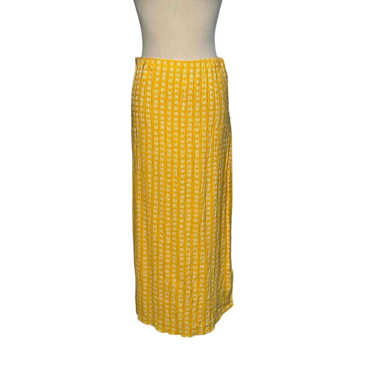 Urban Outfitters Urban Outfitters yellow butterfly midi skirt size Small Size 28" / US 6 / IT 42 - 18 Thumbnail