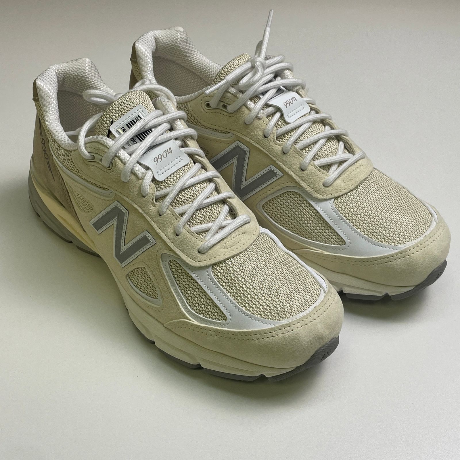 New Balance Newbalance 990v4 cream Grailed