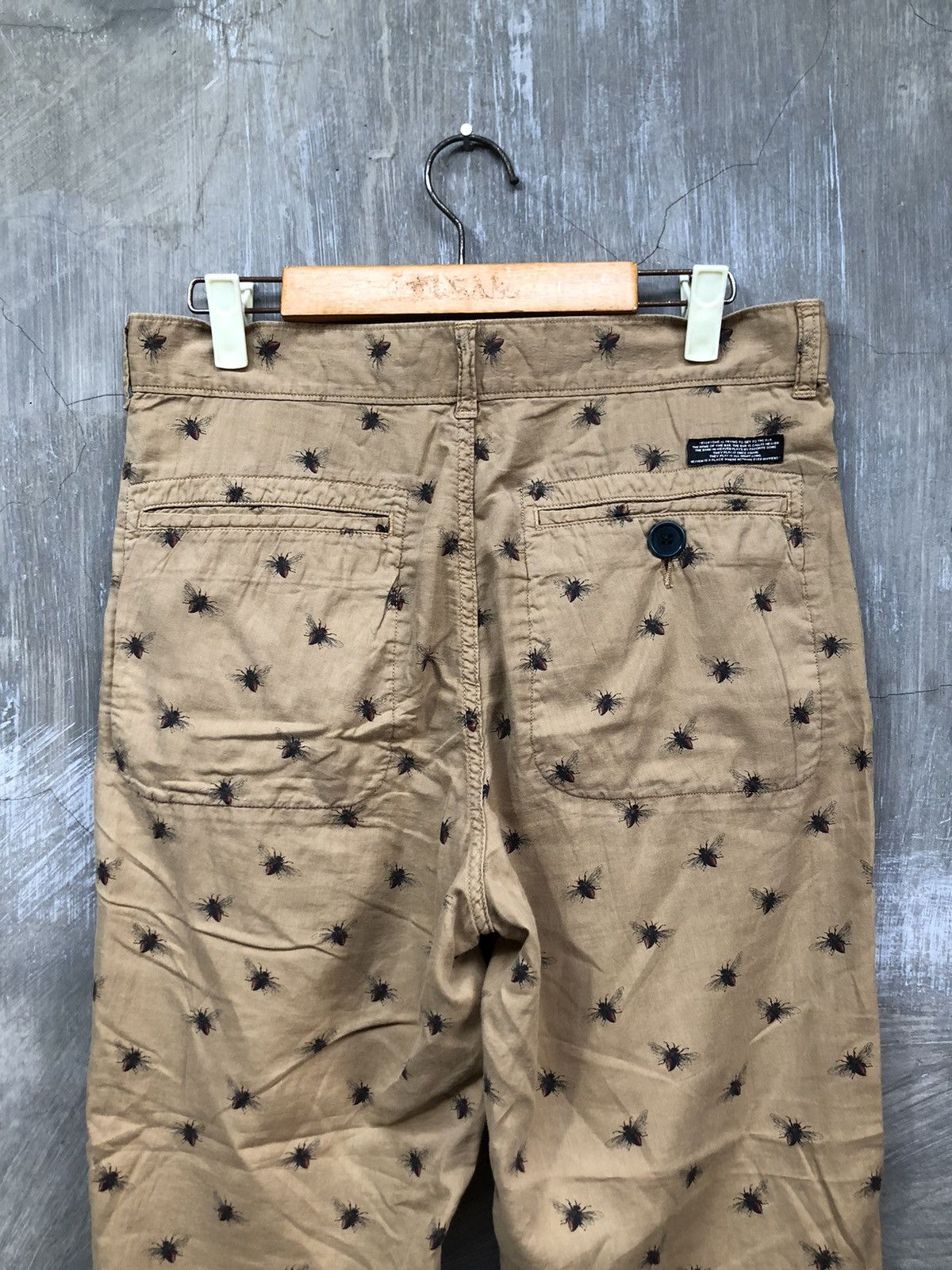 Undercover Undercoverism Bug’s Printed Ankle Pants Size US 30 / EU 46 - 10 Thumbnail