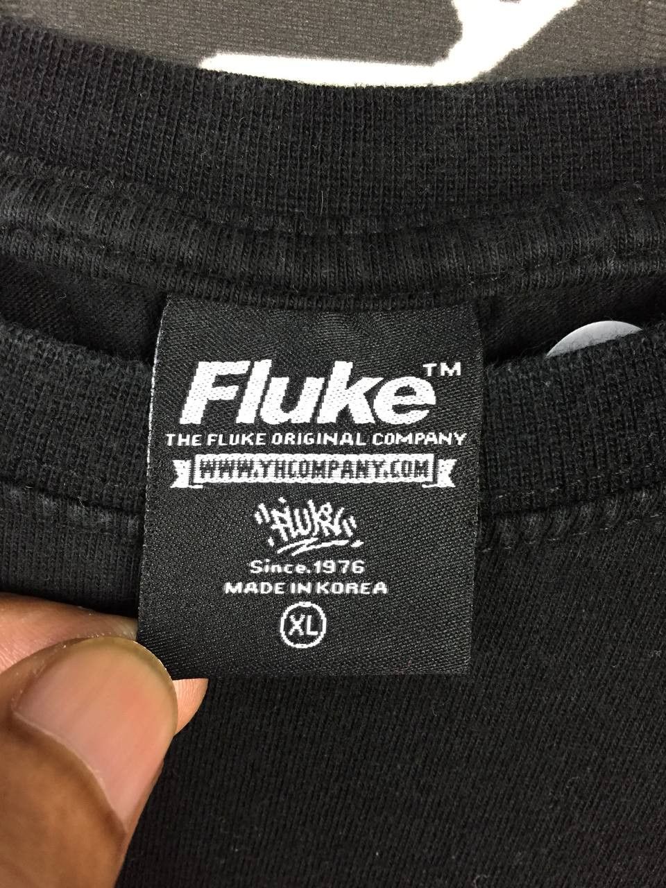 Vintage Vtg Fluke Box Logo Street Outdoor Wear Tee Size US XL / EU 56 / 4 - 6 Thumbnail