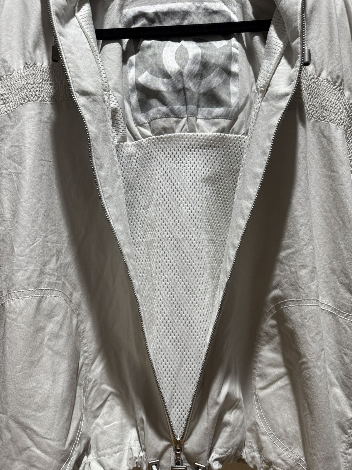 Chanel Chanel Sport 2000s Archive Windbreaker CC Logo Jacket Size US M / EU 48-50 / 2 - 20 Thumbnail