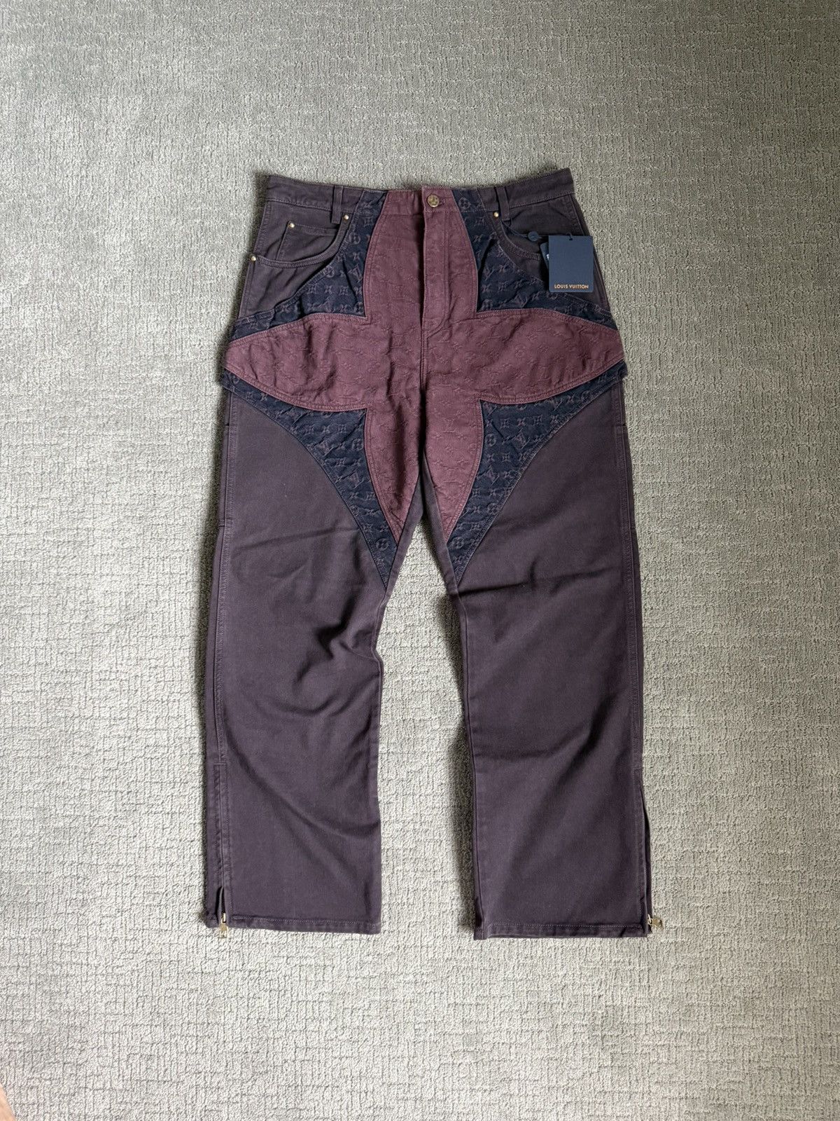 Louis Vuitton FLOWER MONOGRAM BAGGY JEANS Size US 36 / EU 52 - 1 Thumbnail