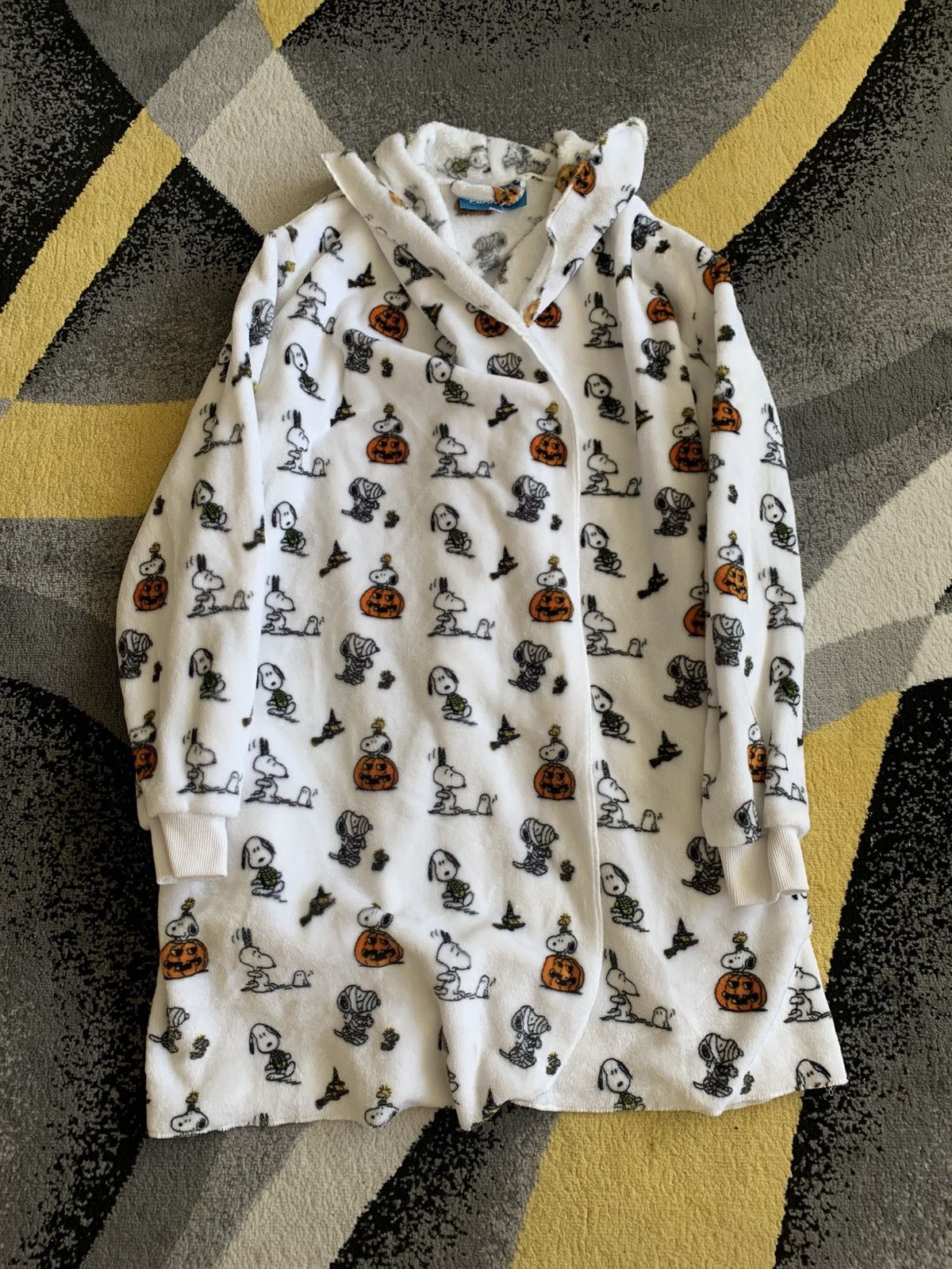 Peanuts Snoopy Peanuts Robe Halloween | Grailed